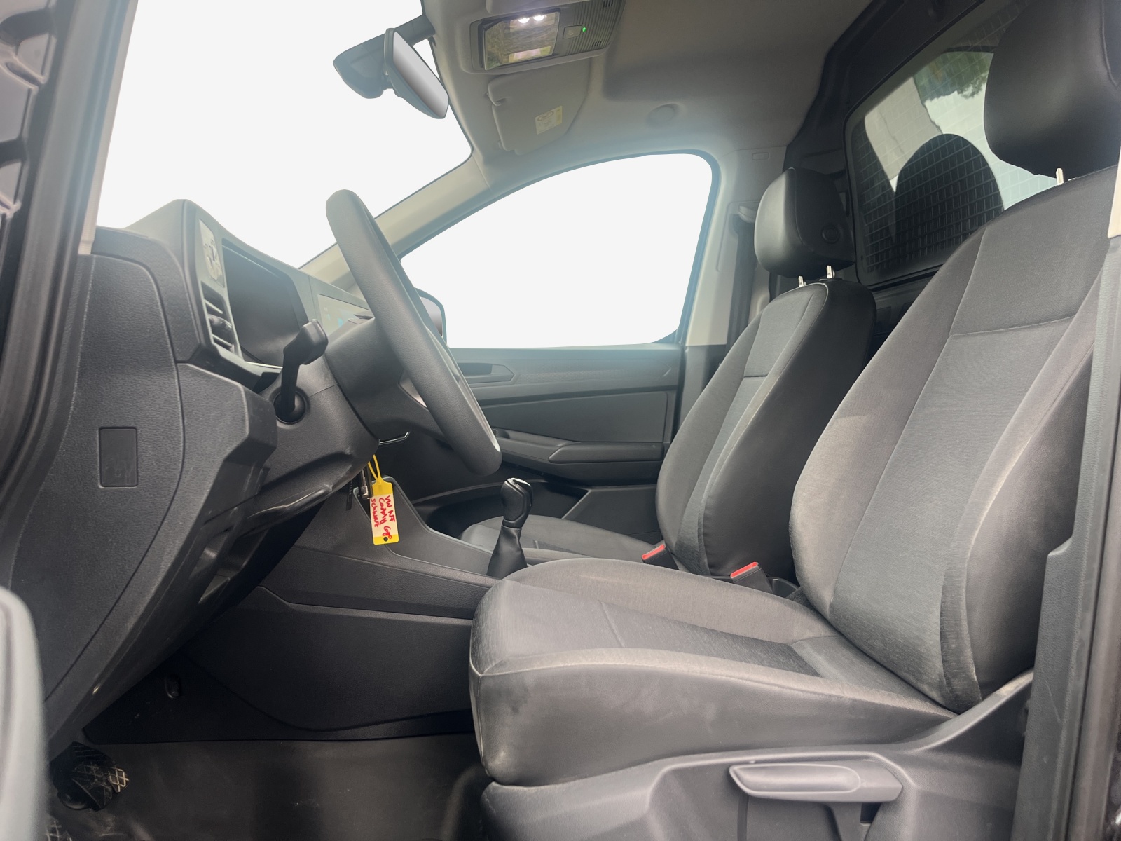 VW Caddy Cargo 2.0TDI 4Motion-image-7