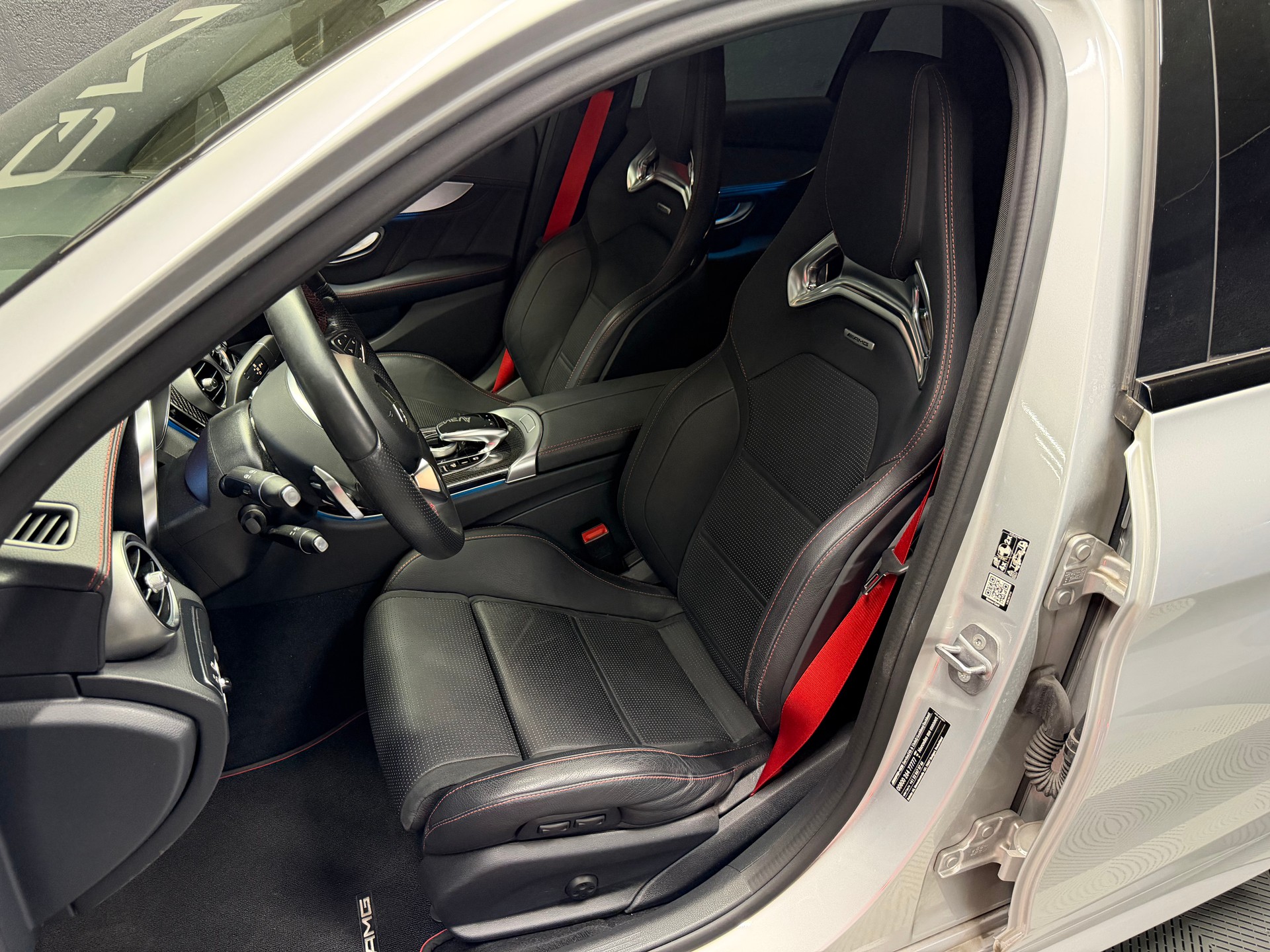 MERCEDES-BENZ C 43 AMG 4Matic 9G-Tronic-image-7