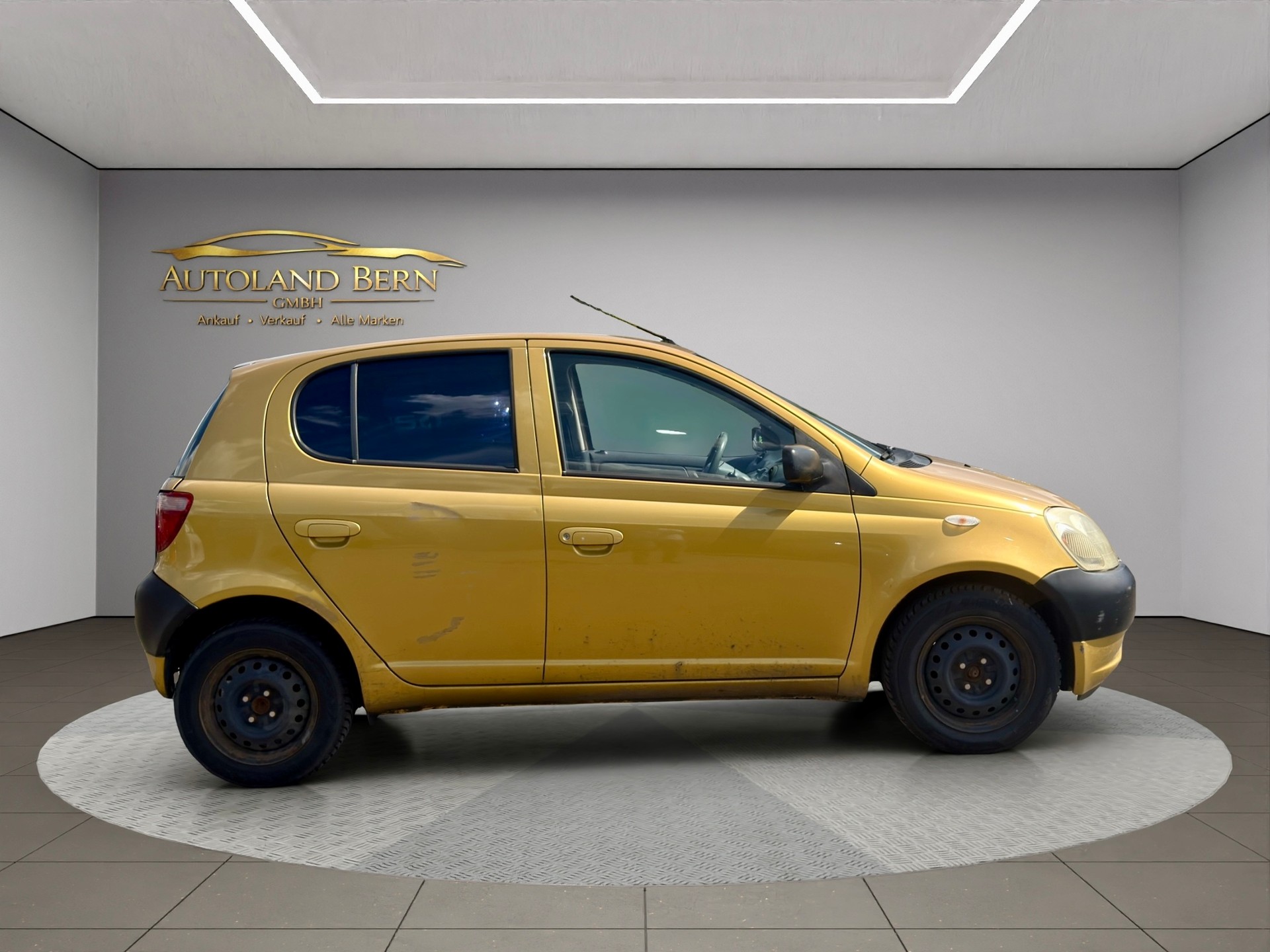 TOYOTA Yaris 1.0 Linea Sol 5 Türe mit Klimaanlage-image-3