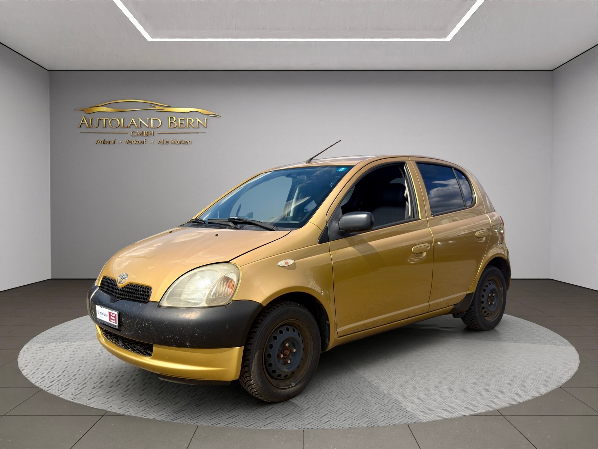 TOYOTA Yaris 1.0 Linea Sol 5 Türe mit Klimaanlage-image-0