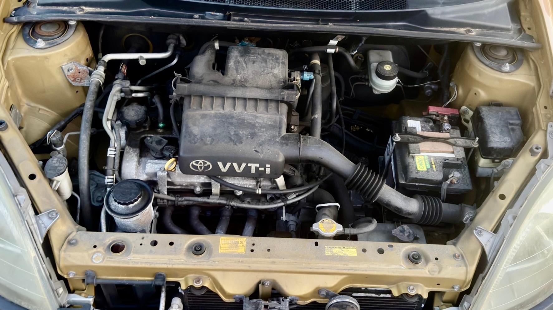 TOYOTA Yaris 1.0 Linea Sol 5 Türe mit Klimaanlage-image-19