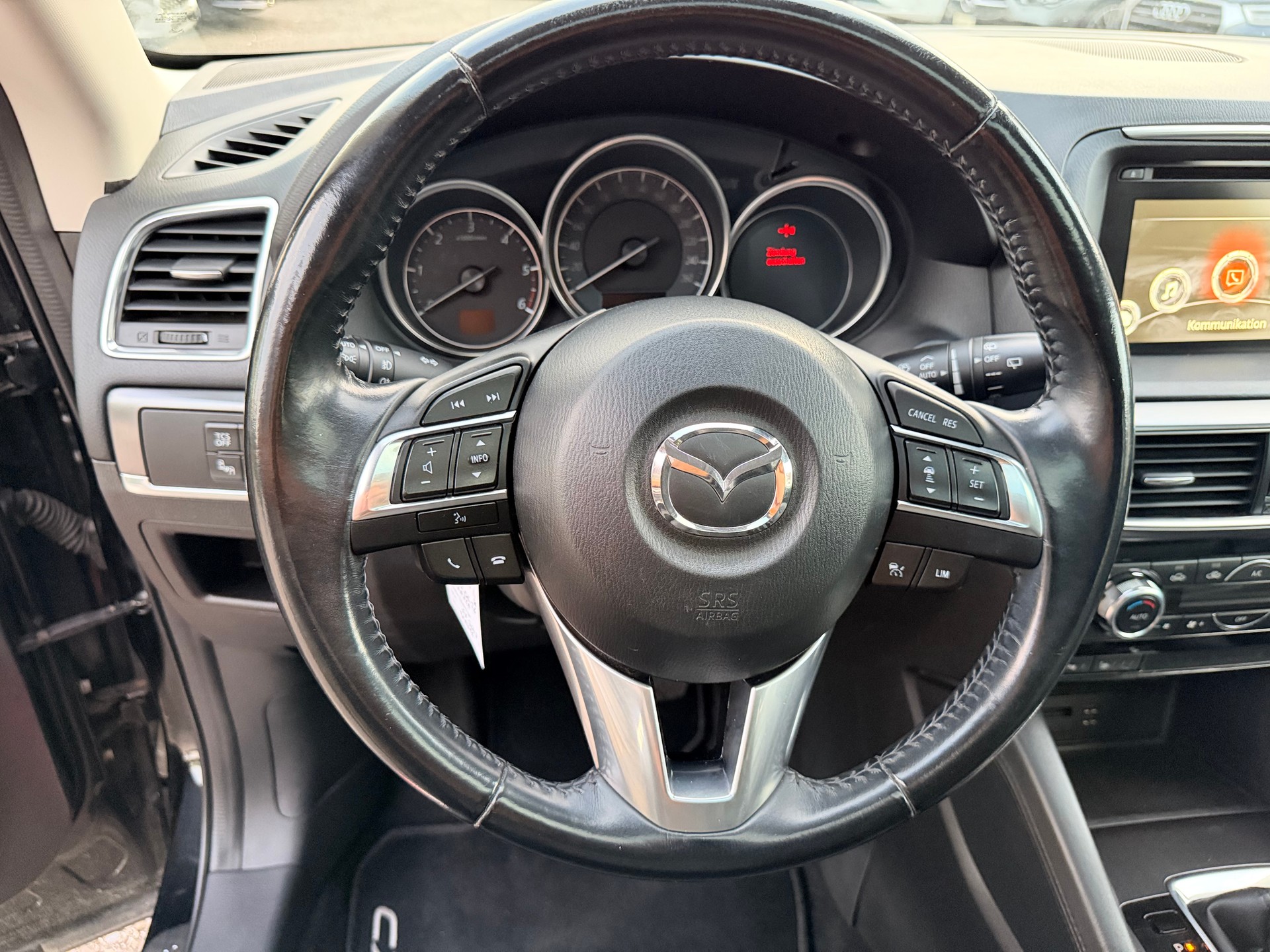 MAZDA CX-5 2.2 D HP Revolution AWD Automatic-image-26