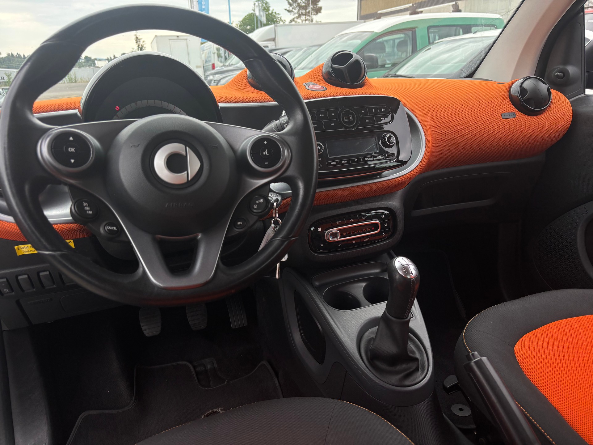 SMART fortwo prime-image-8