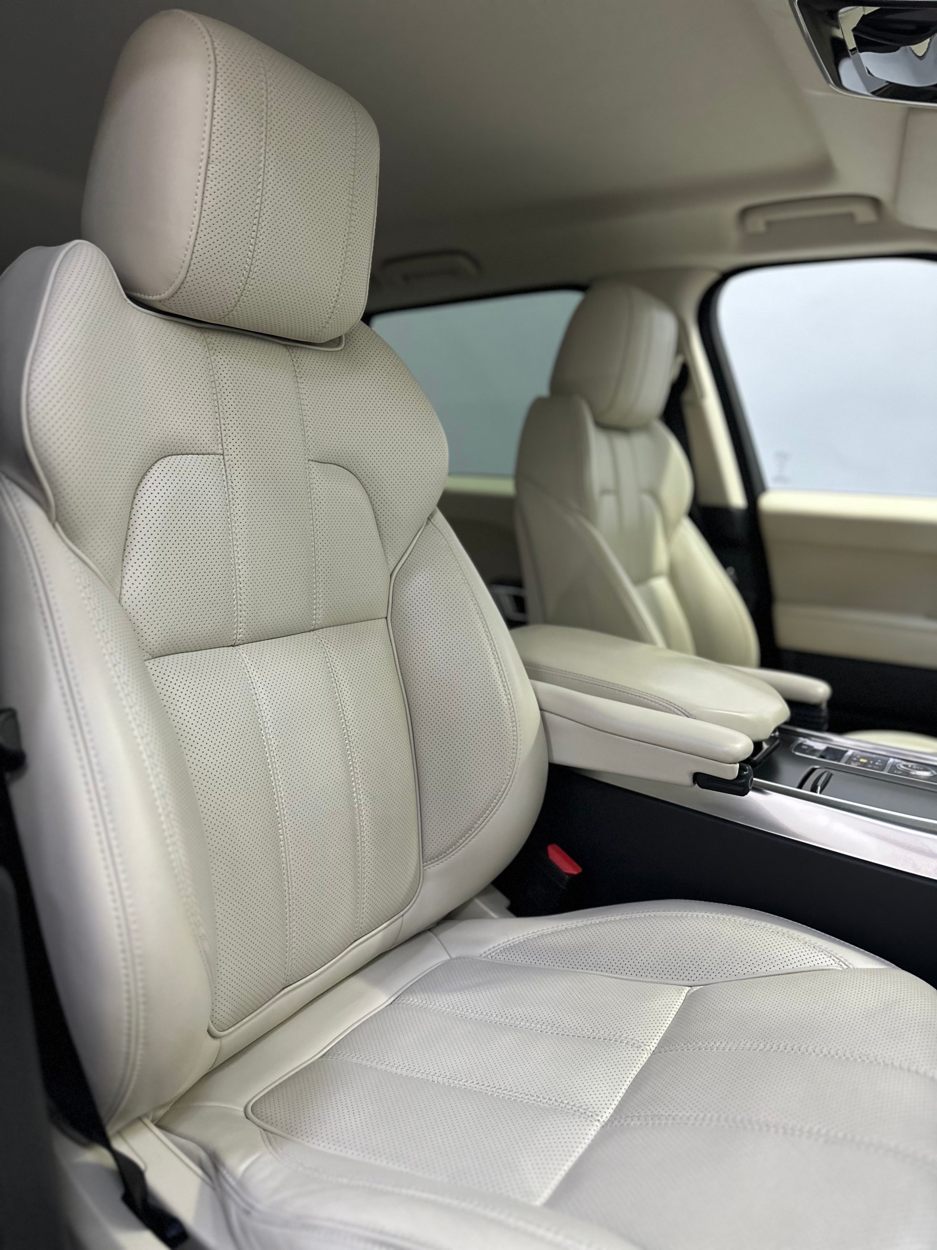 LAND ROVER Range Rover Sport 3.0 SDV6 SE Automatic-image-23