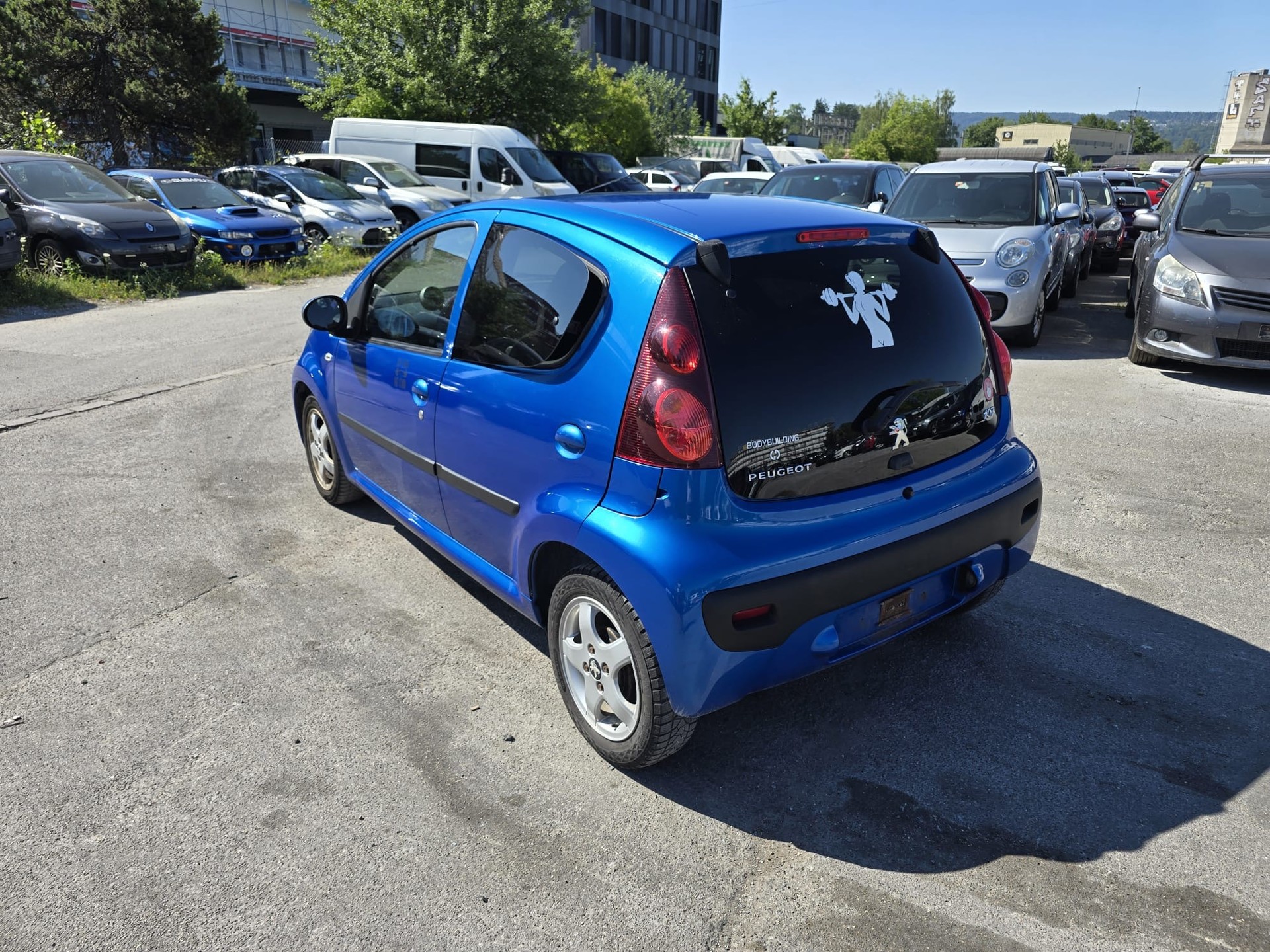 PEUGEOT 107 1.0 Active-image-4