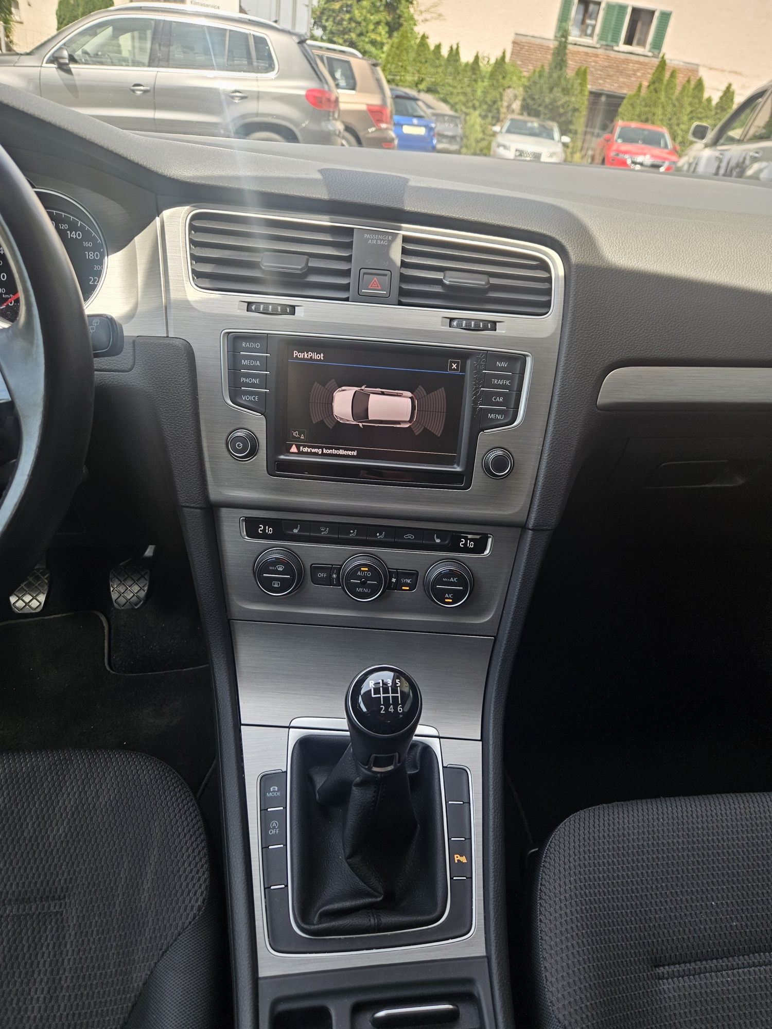 VW Golf 1.4 TSI Comfortline-image-8
