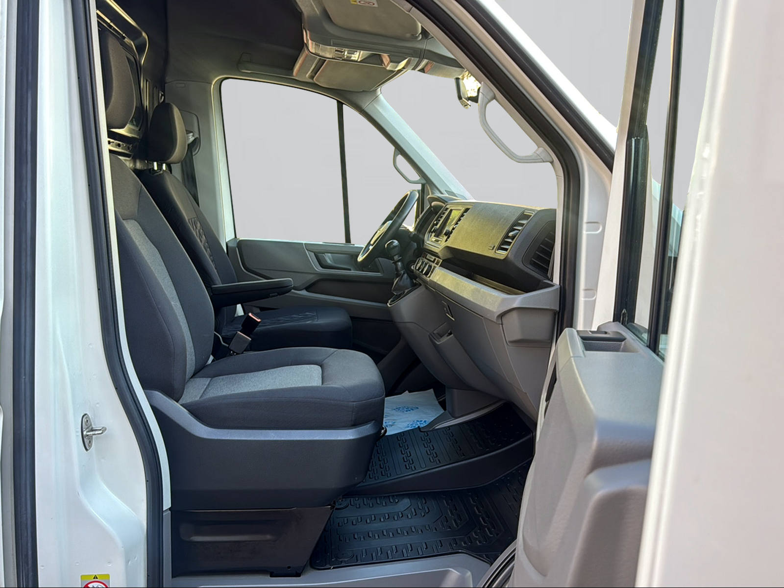 VW Crafter 35 2.0 BiTDI L3-image-11