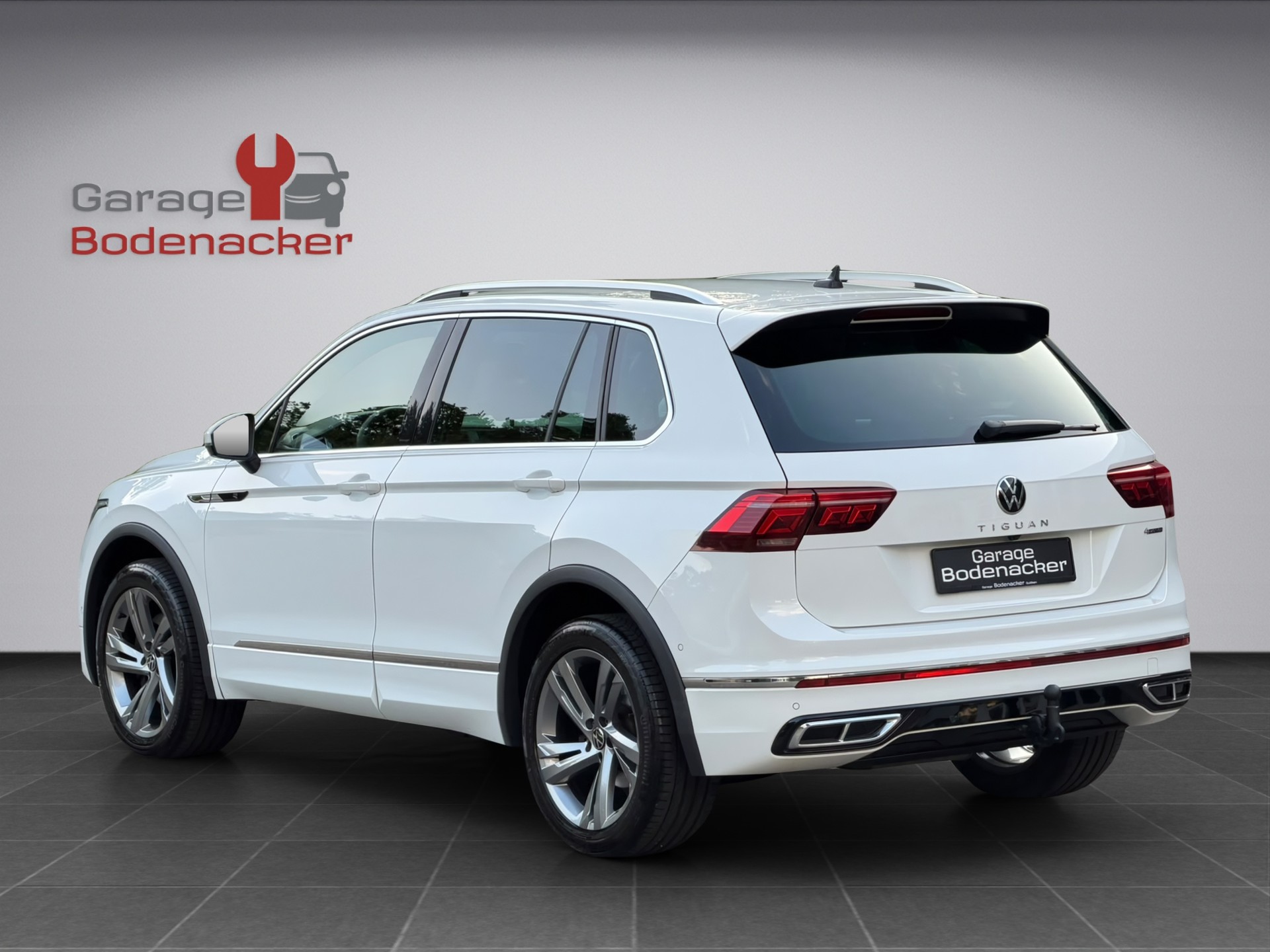 VW Tiguan 2.0 TDI SCR R-Line 4Motion DSG * Facelift * 200PS * R Line * Highline *-image-3