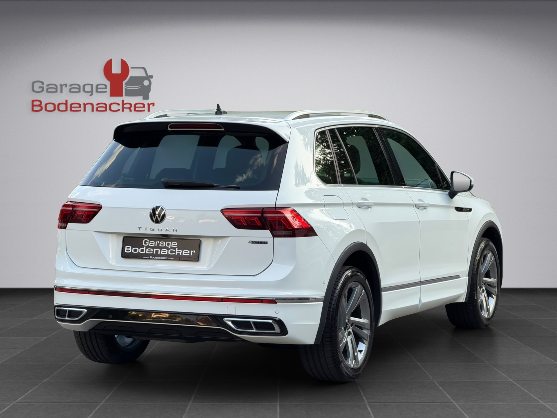 VW Tiguan 2.0 TDI SCR R-Line 4Motion DSG * Facelift * 200PS * R Line * Highline *-image-4