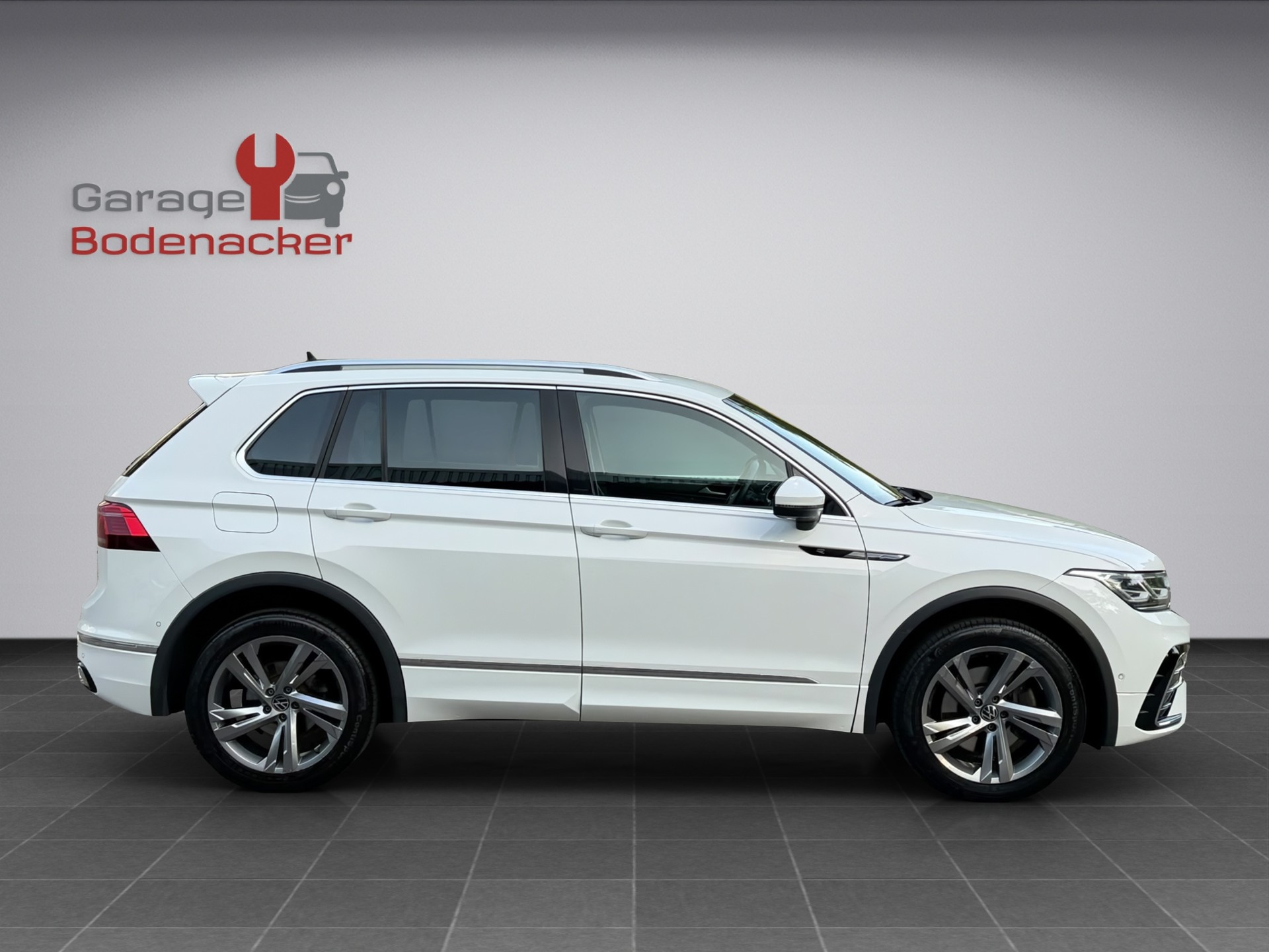 VW Tiguan 2.0 TDI SCR R-Line 4Motion DSG * Facelift * 200PS * R Line * Highline *-image-5
