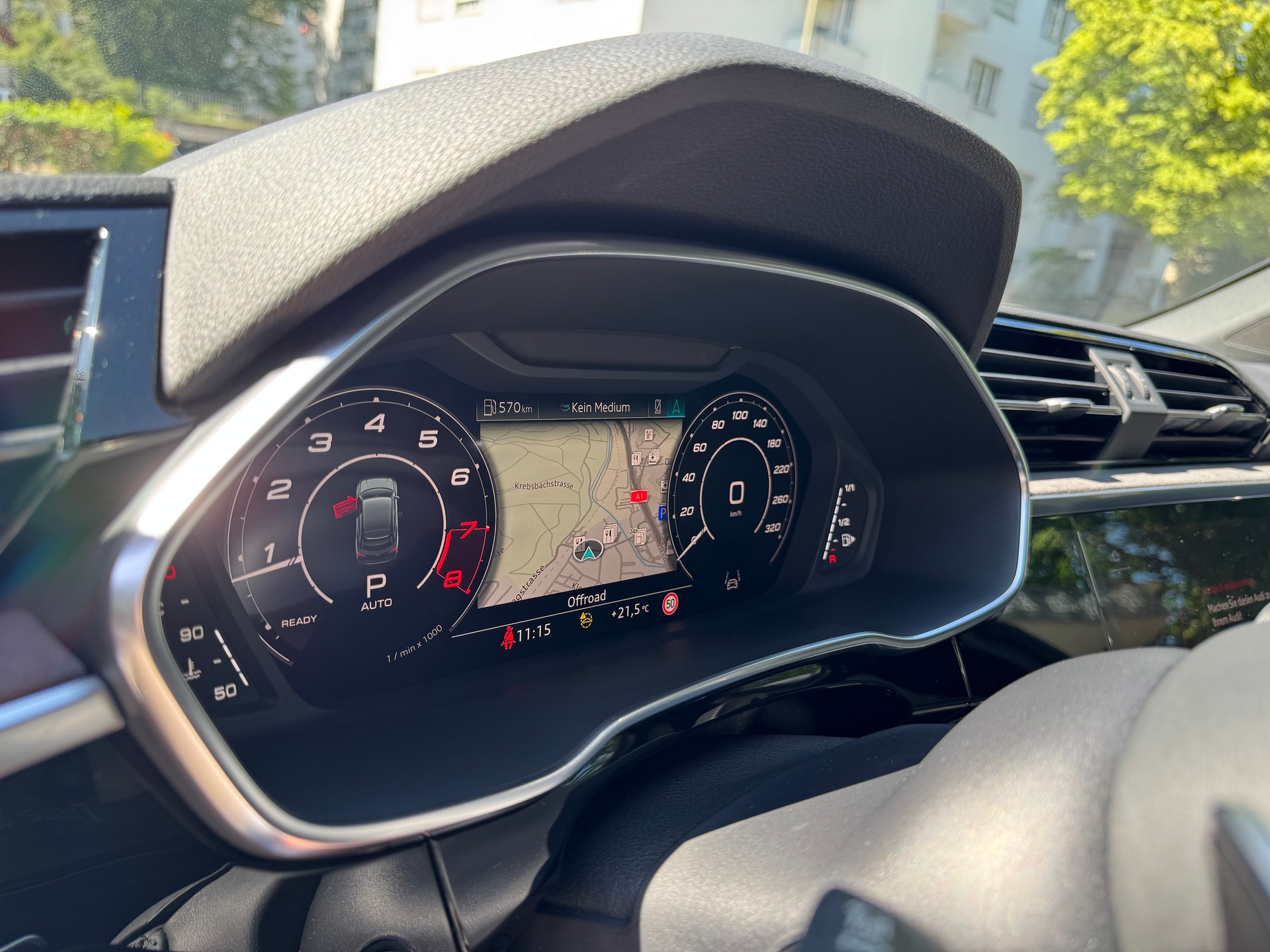 AUDI RS Q3 Sportback Quattro S-tronic-image-10