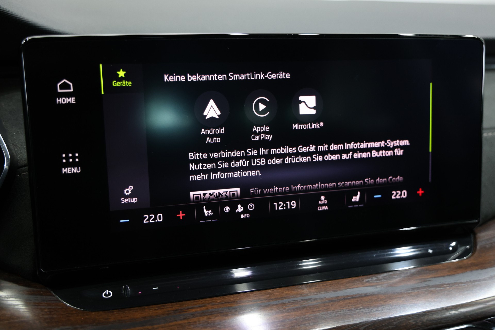 SKODA Octavia Combi 2.0 TDI DSG Scout 4x4-image-17