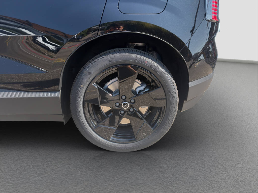 VOLVO EX 30 E60 Plus Swiss Black Edition-image-13