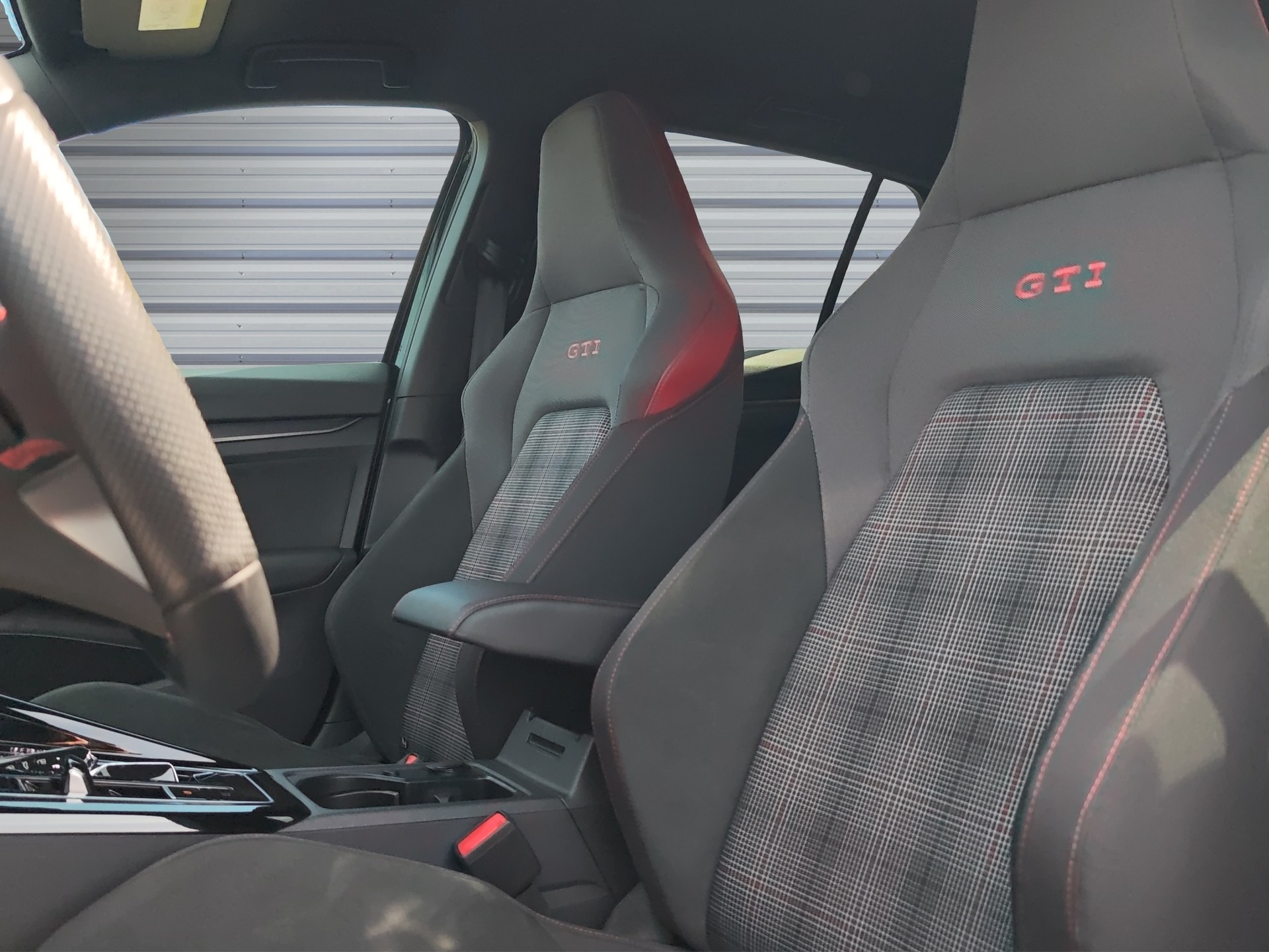 VW Golf 2.0 TSI GTI DSG-image-8