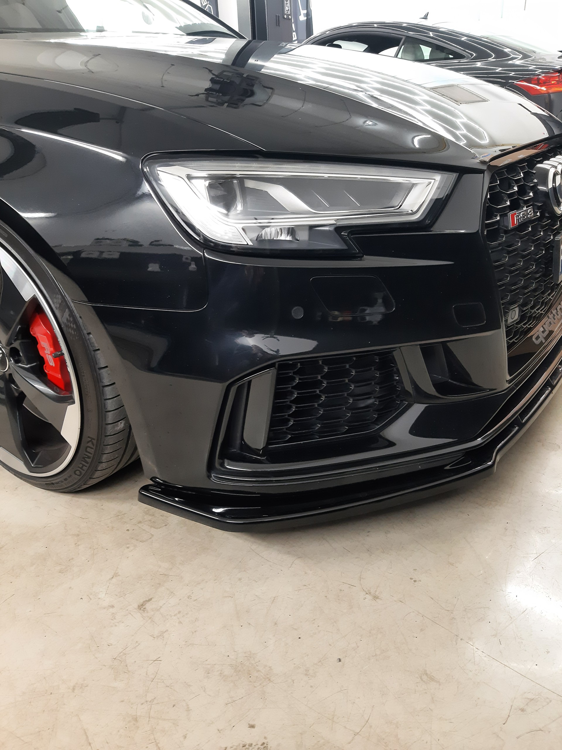 AUDI 2.5 T FSI quattro S-Tronic-image-3