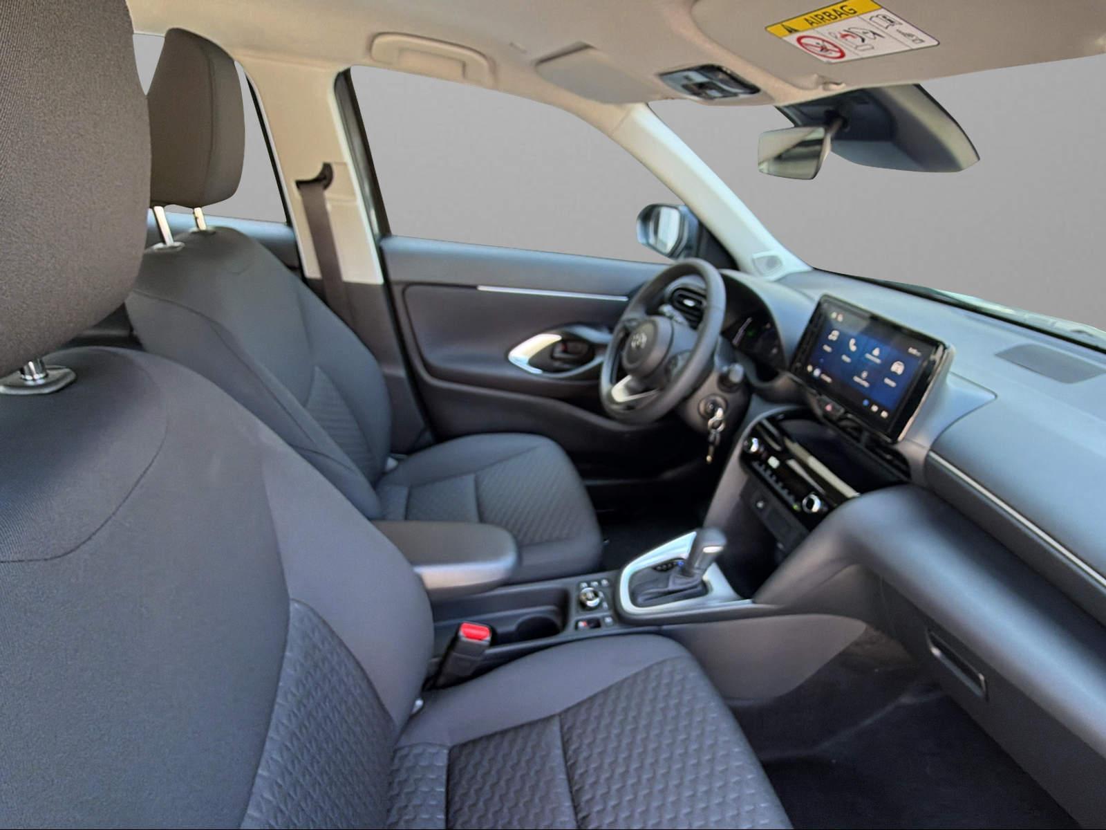 TOYOTA Yaris Cross 1.5 VVT-i HSD Comfort AWD-i-image-6
