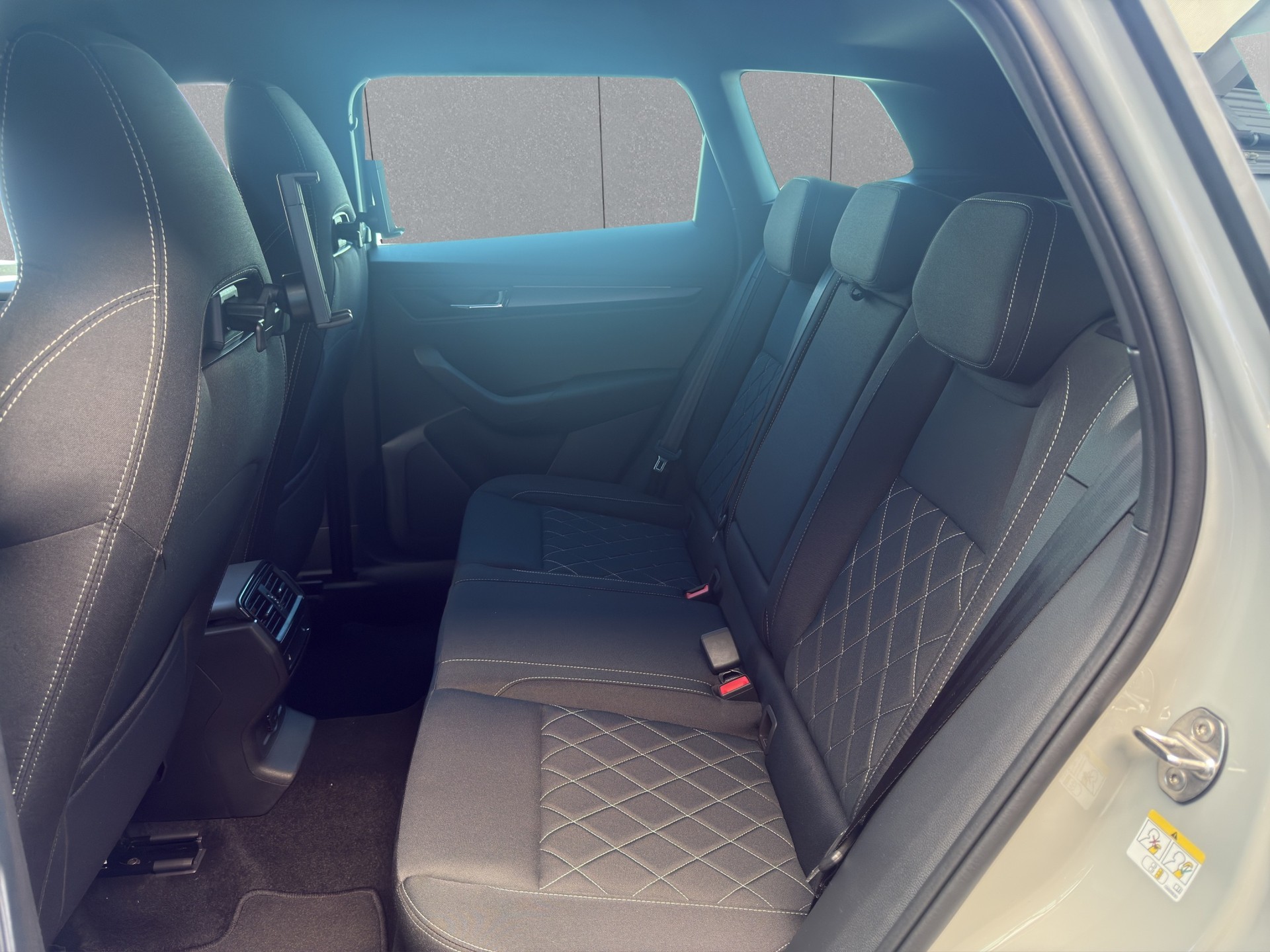 SKODA Karoq 2.0 TSI SportLine 4x4 DSG-image-11