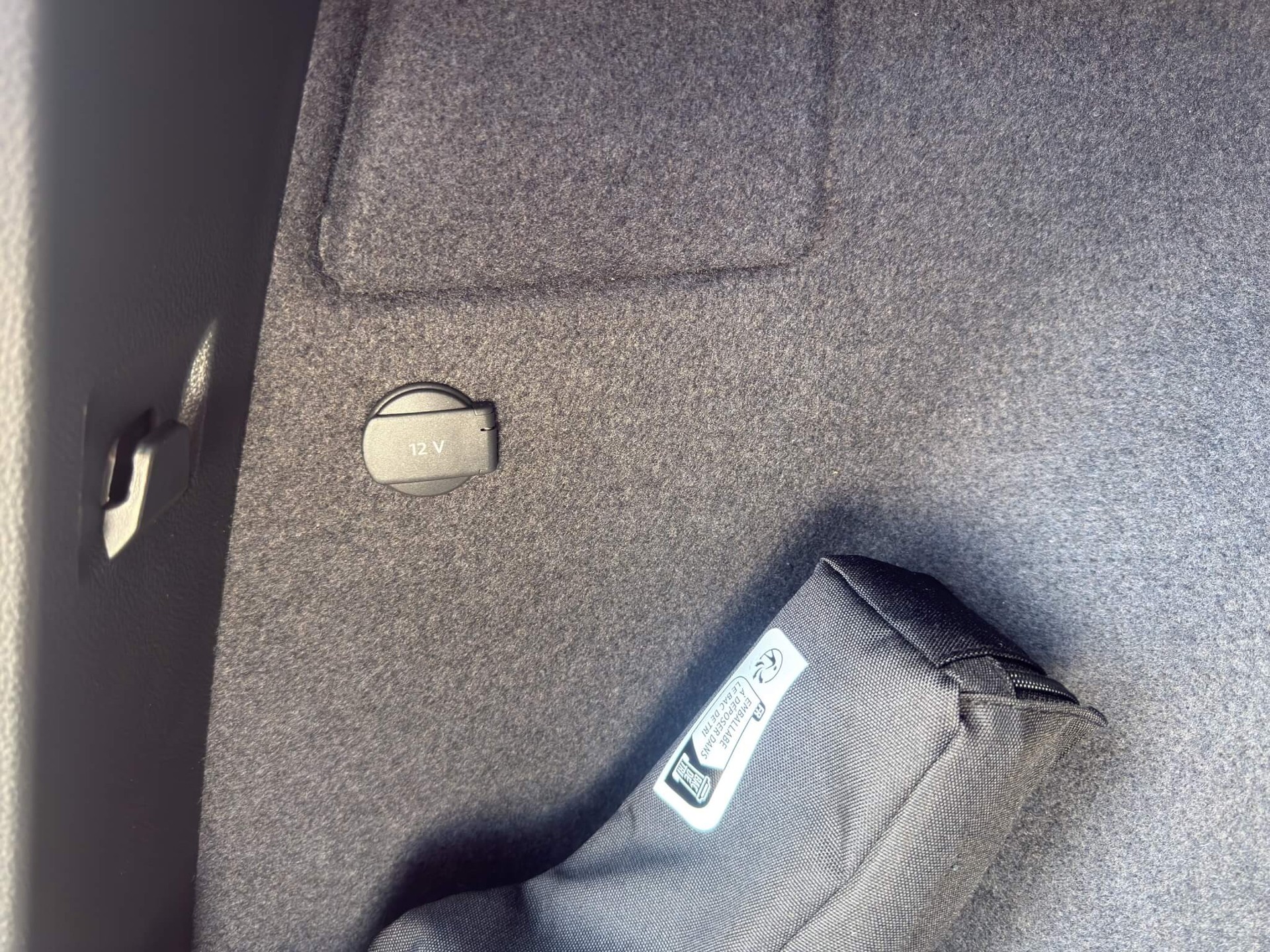 SKODA Karoq 2.0 TSI SportLine 4x4 DSG-image-14