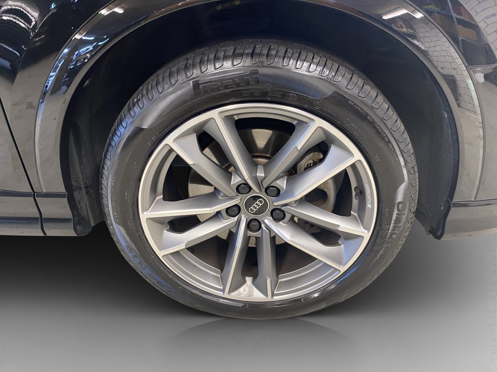 AUDI Q3 45 TFSI e S line S-tronic-image-15