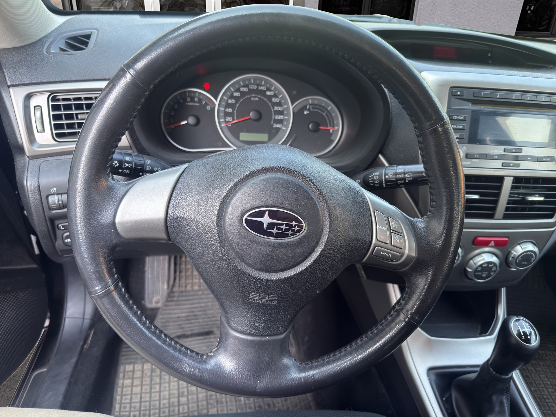 SUBARU Impreza 1.5R Swiss-image-9