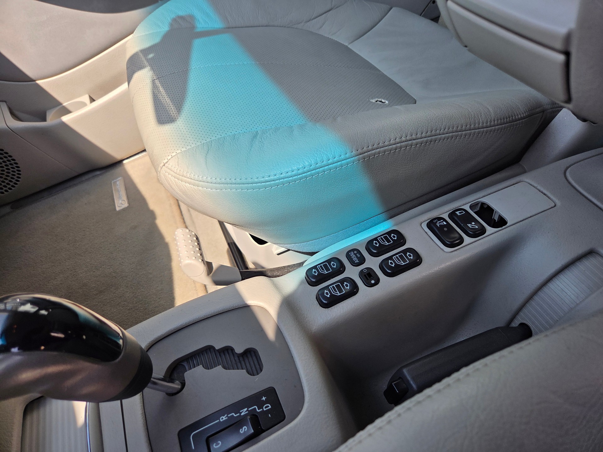 MERCEDES-BENZ A 190 L Elégance-image-17