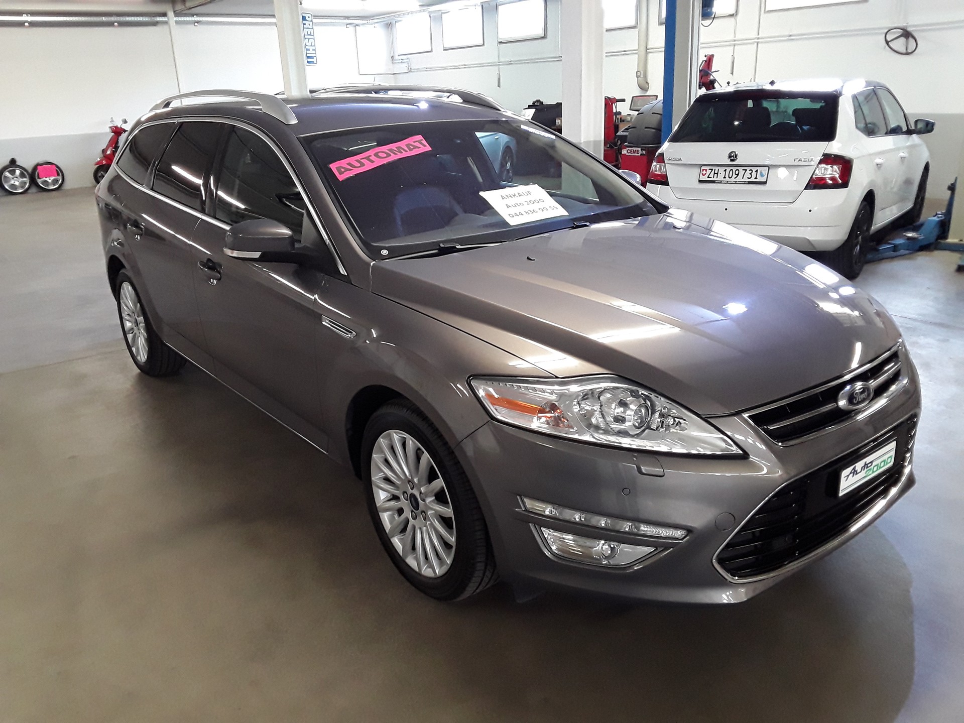 FORD Mondeo 2.0 EcoBoost SCTi TitaniumS PowerShift-image-3