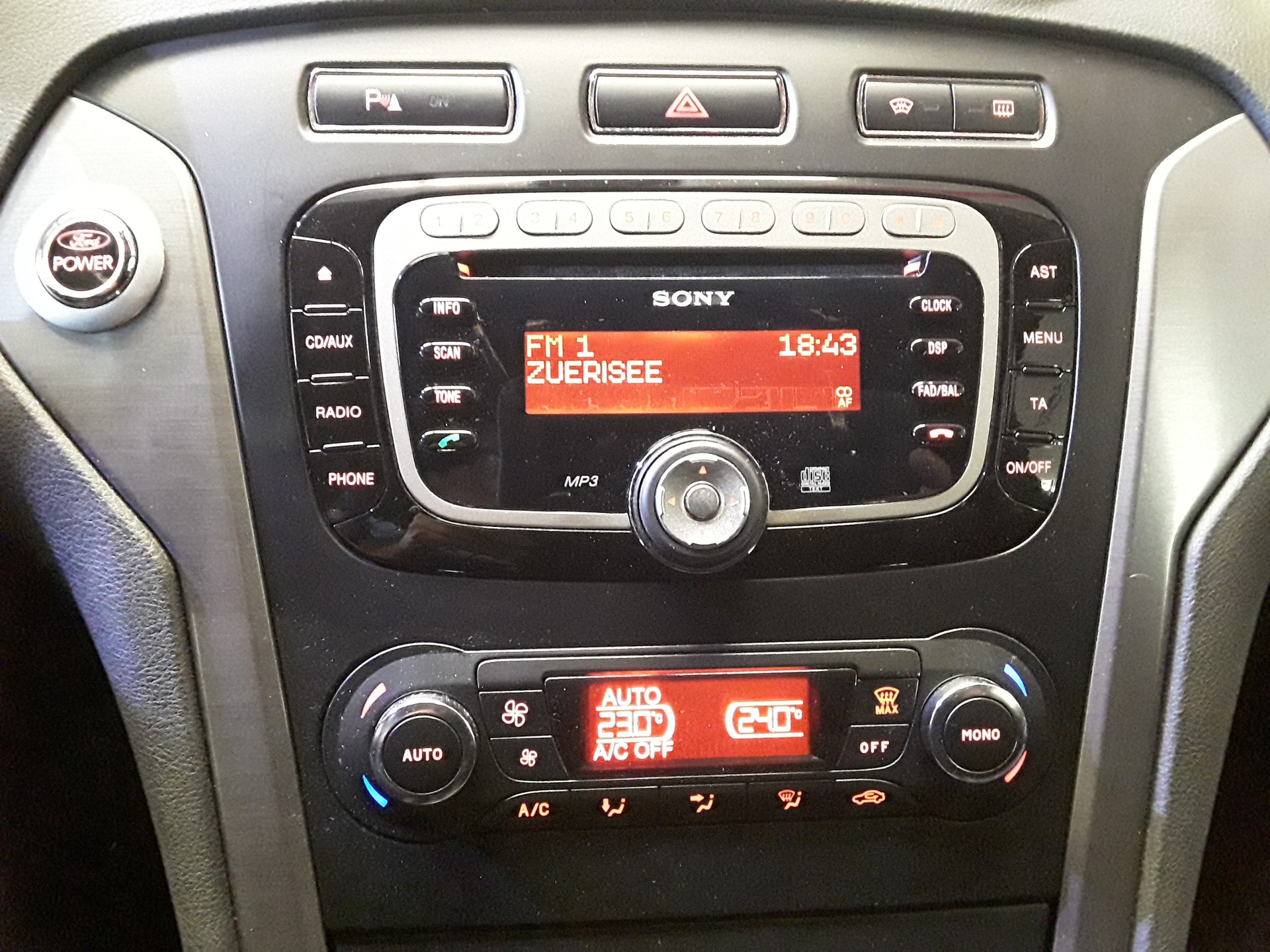 FORD Mondeo 2.0 EcoBoost SCTi TitaniumS PowerShift-image-10