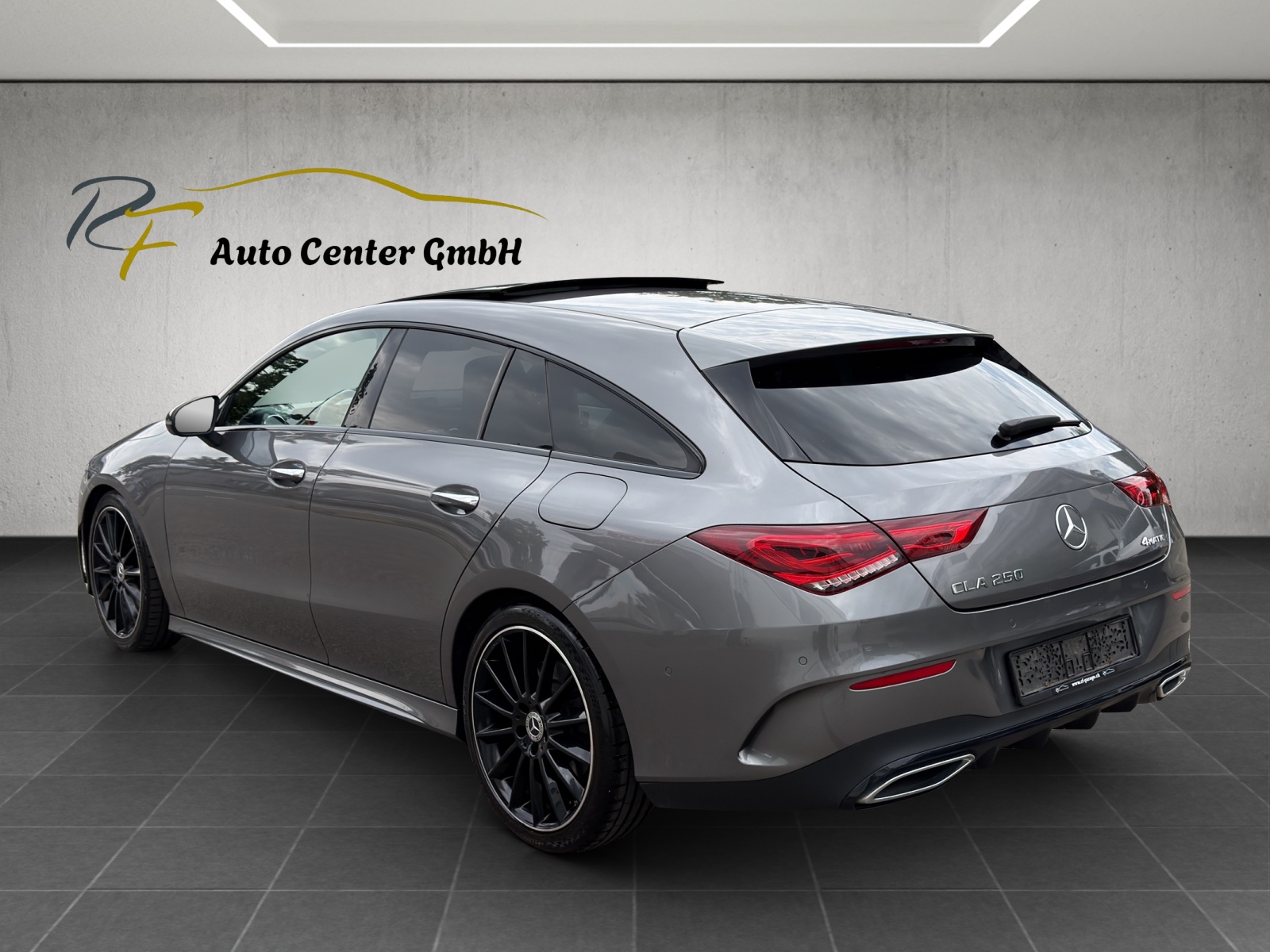 MERCEDES-BENZ CLA Shooting Brake 250 4Matic 7G-DCT AMG Line-image-4