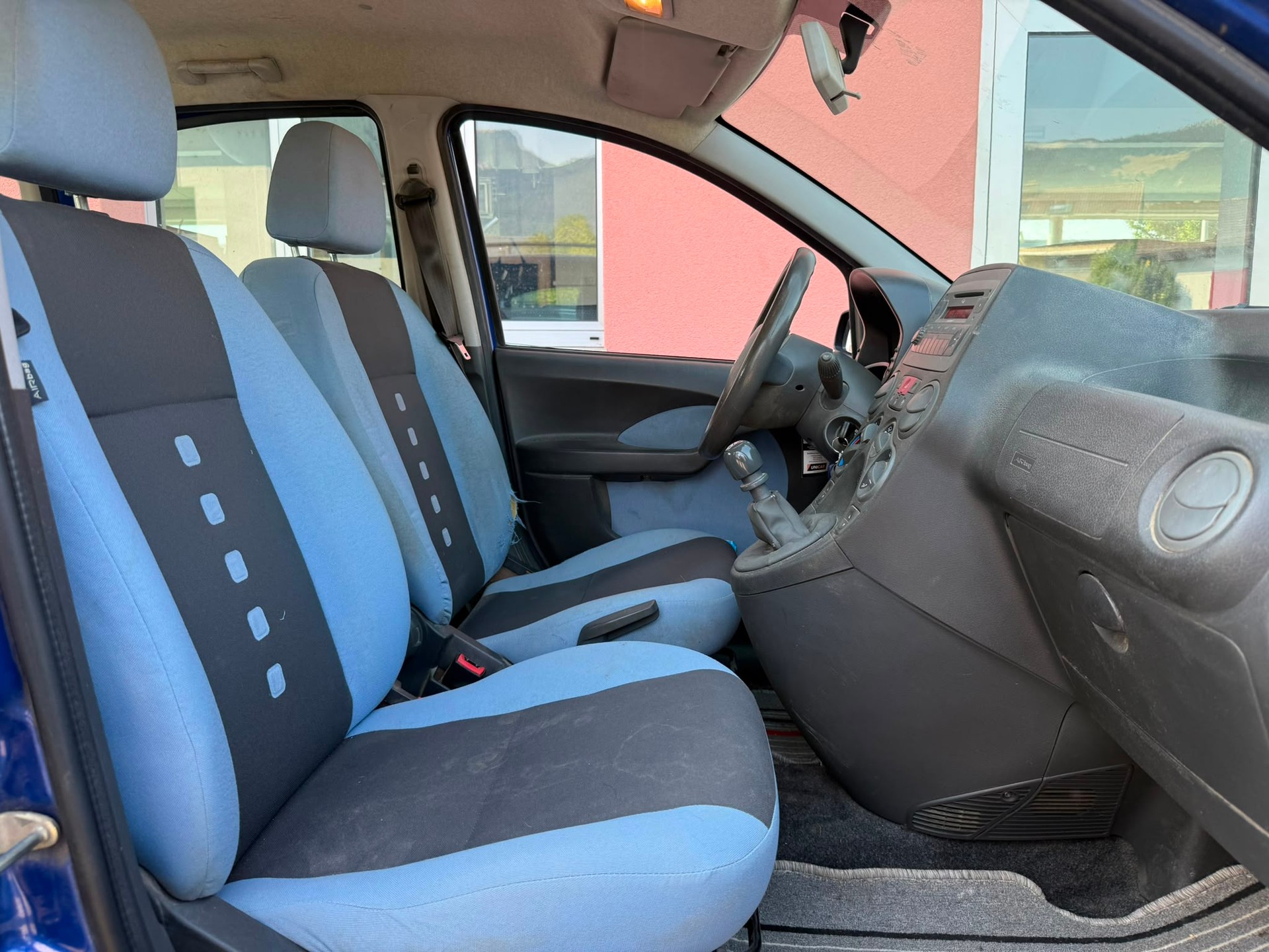 FIAT Panda 1.3 16V JTD Cross 4x4-image-8