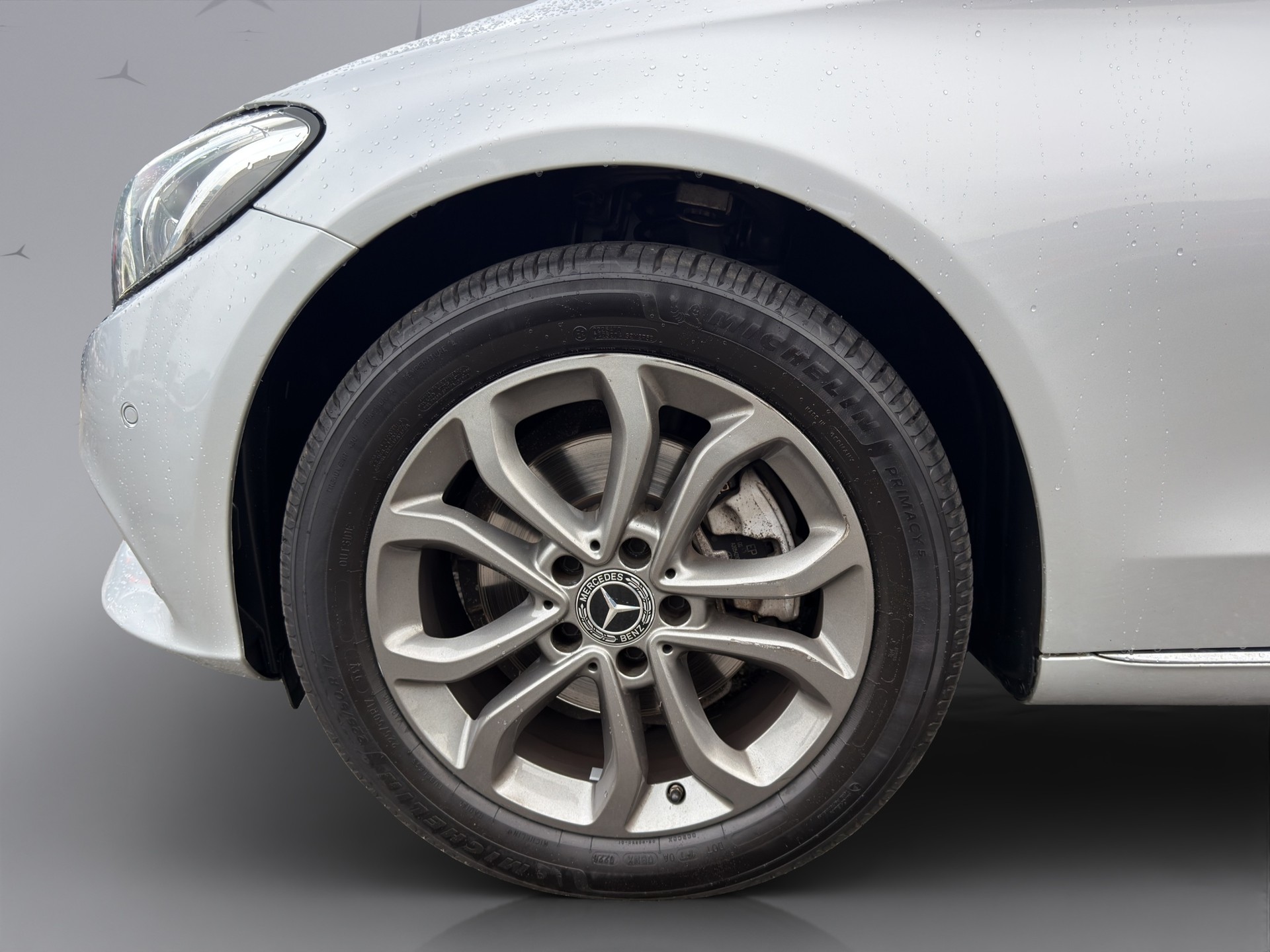 MERCEDES-BENZ C 200 4matic Kombi-image-18