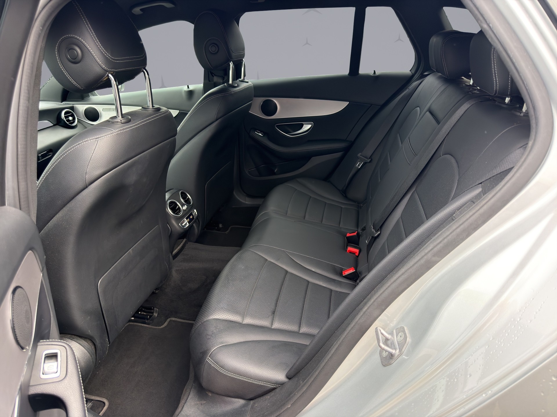 MERCEDES-BENZ C 200 4matic Kombi-image-9
