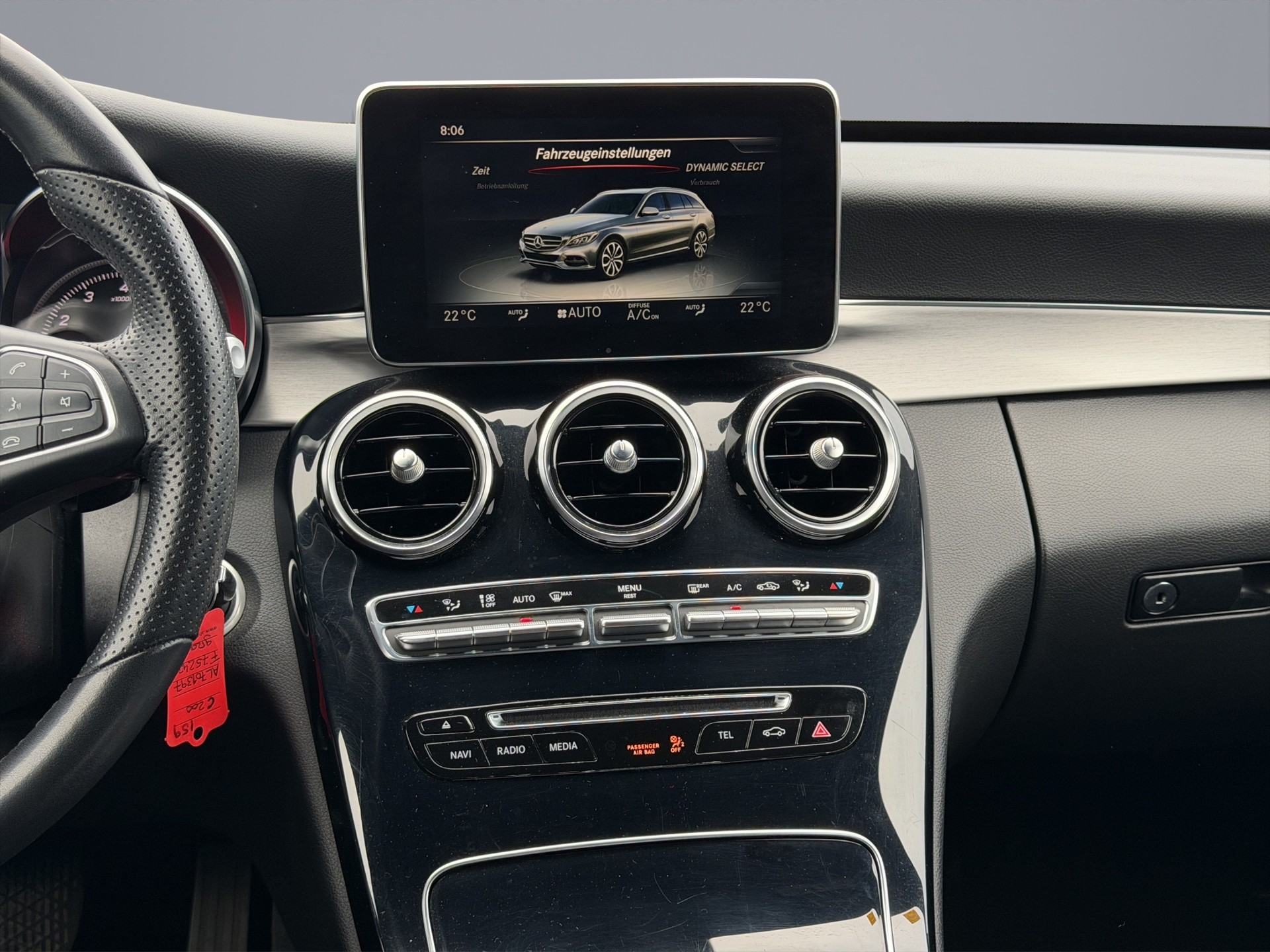 MERCEDES-BENZ C 200 4matic Kombi-image-12