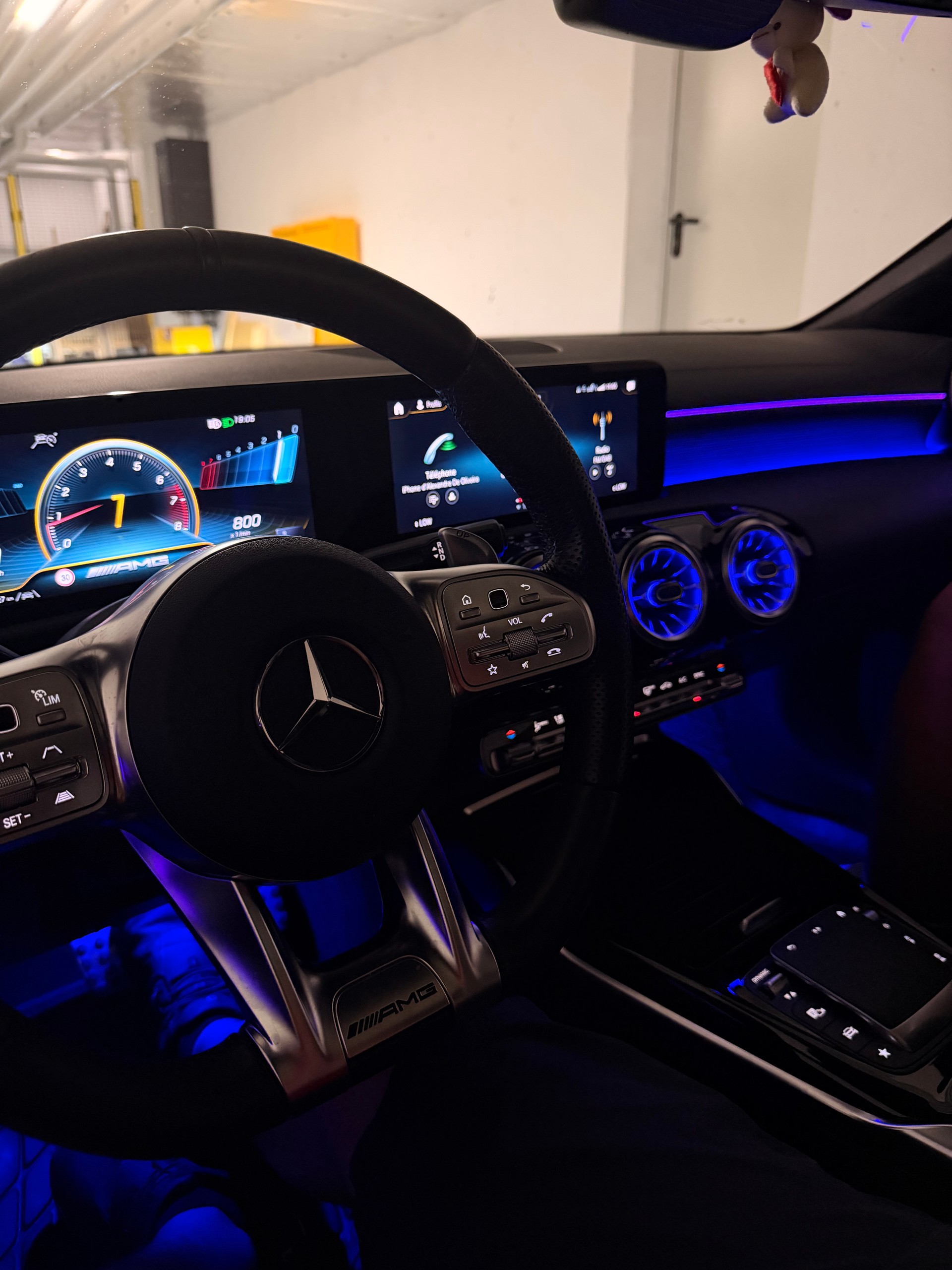 MERCEDES-BENZ CLA 35 AMG 4matic-image-5