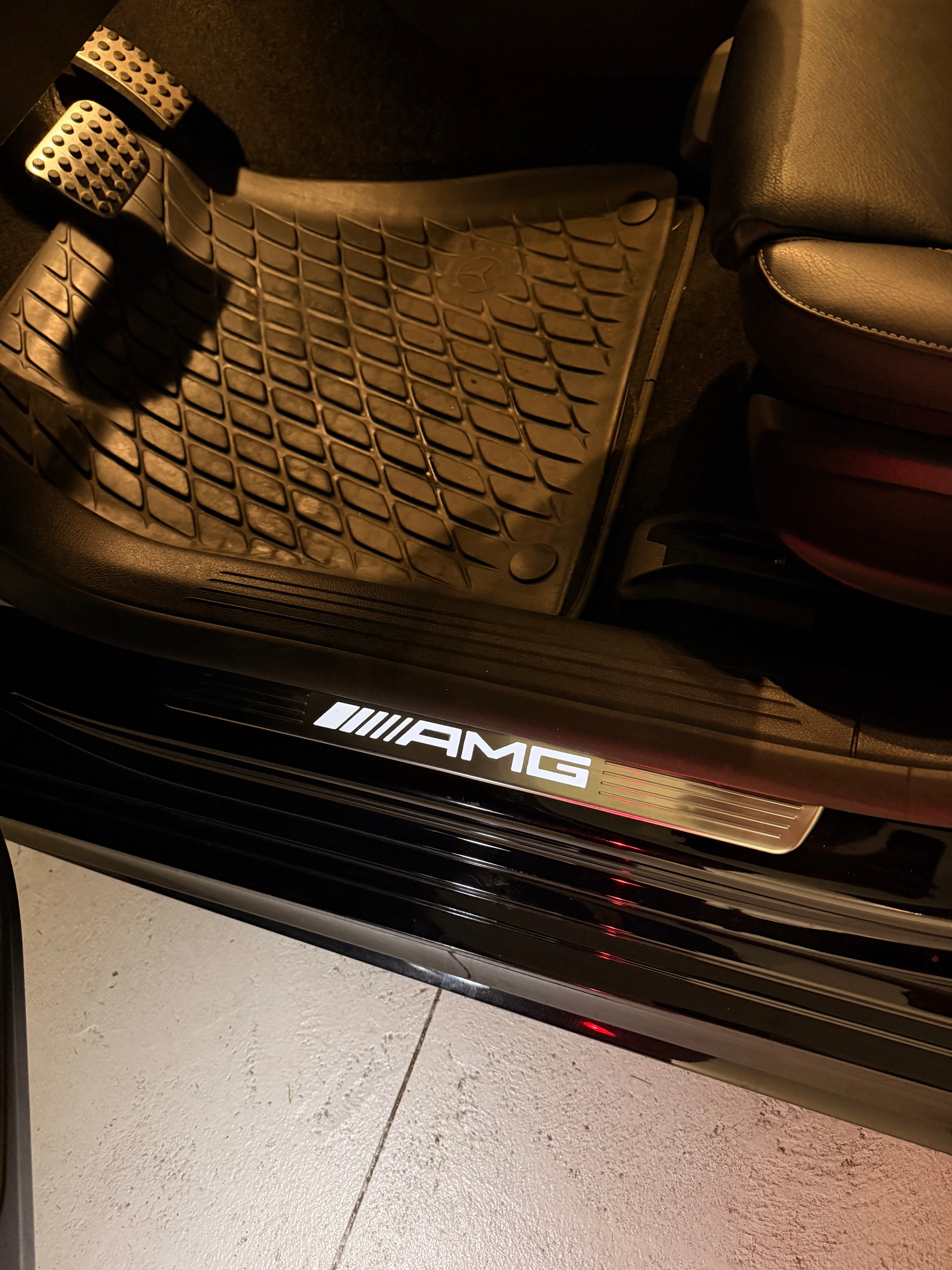 MERCEDES-BENZ CLA 35 AMG 4matic-image-18