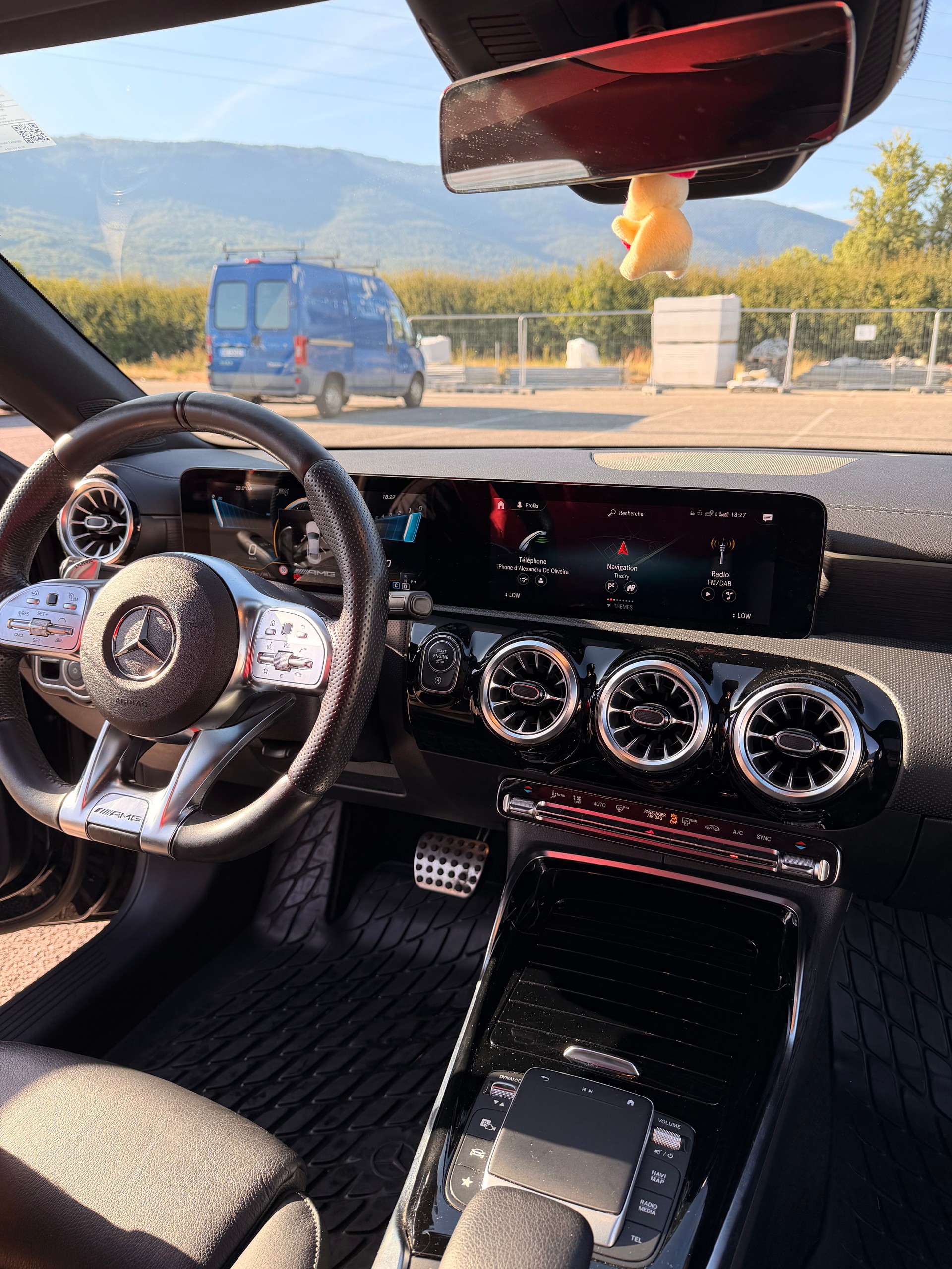 MERCEDES-BENZ CLA 35 AMG 4matic-image-12