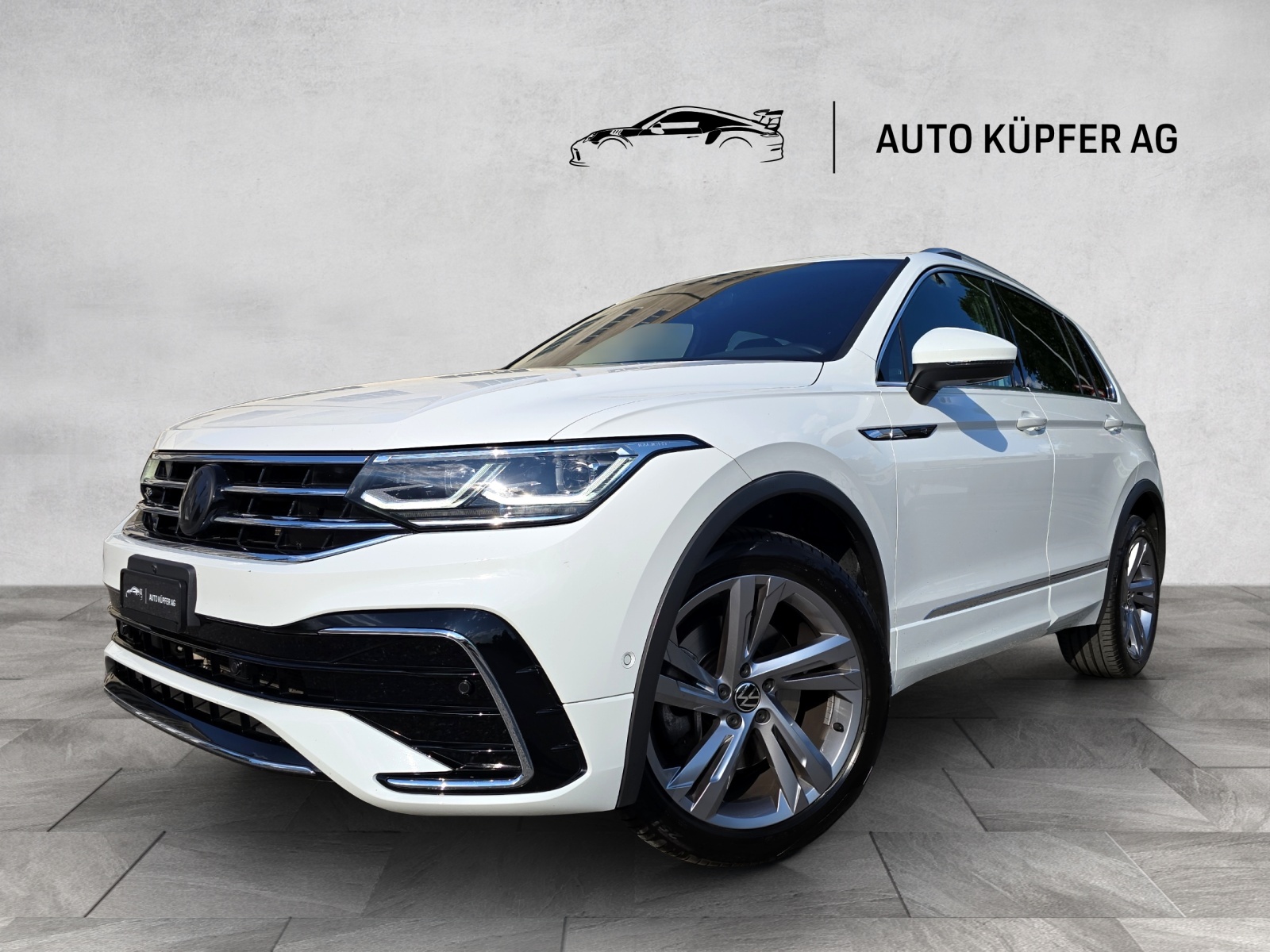 VW Tiguan 2.0 TDI SCR R-Line 4Motion DSG-image-0
