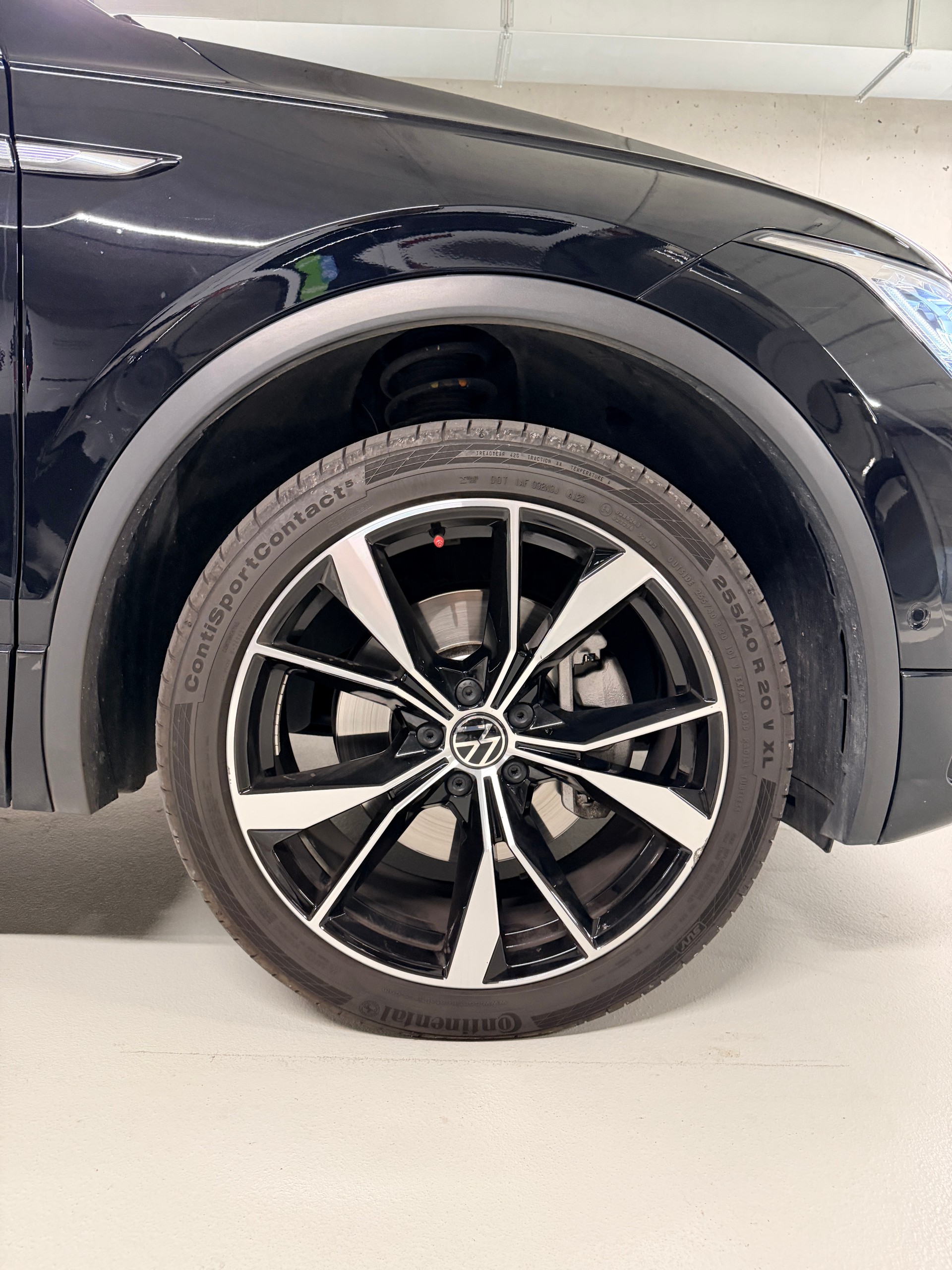 VW Tiguan Allspace 2.0TSI R-Line 4Motion DSG-image-27