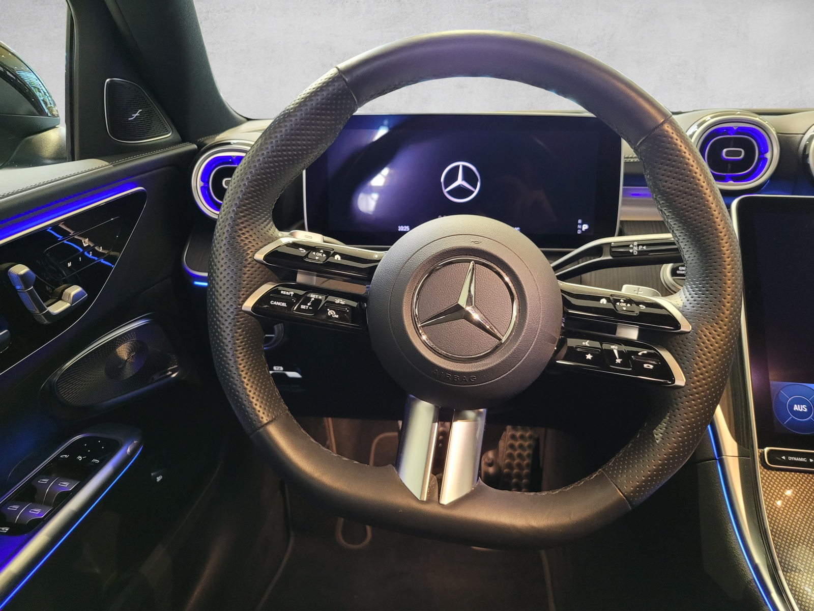 MERCEDES-BENZ C 220 d T 4Matic Swiss Star-image-12