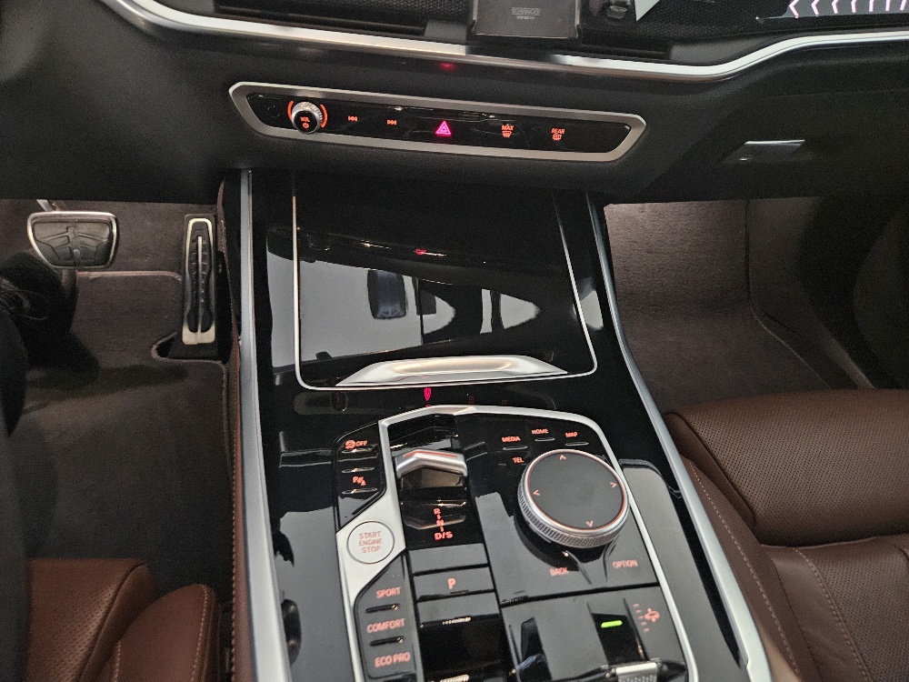BMW X7 xDrive 48V 40i M Sport Pro Steptronic-image-11