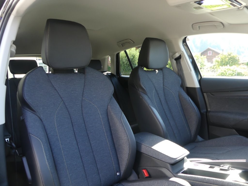 SKODA Elroq 85-image-10