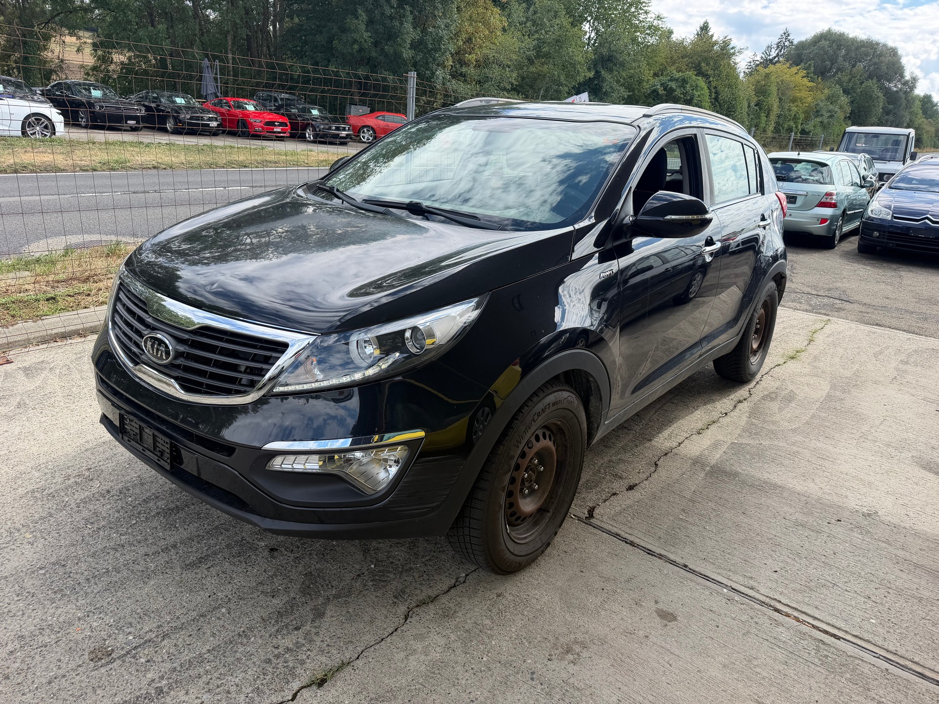 KIA Sportage 2.0 CRDi Style 4WD Automatic-image-0