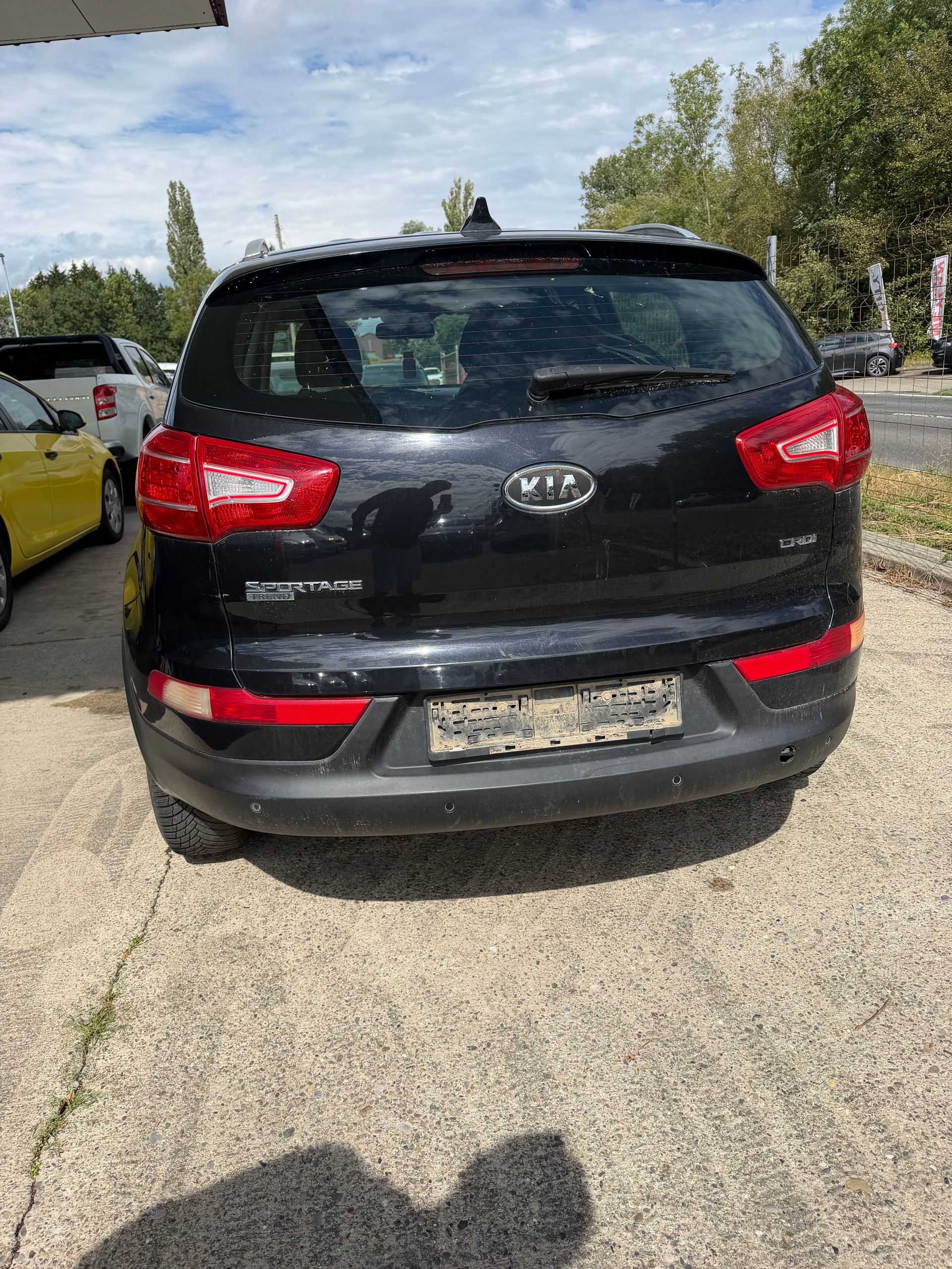 KIA Sportage 2.0 CRDi Style 4WD Automatic-image-6