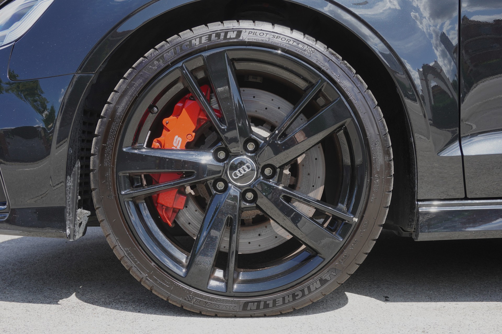 AUDI RS3 Limousine 2.5 TSI quattro S-tronic-image-7