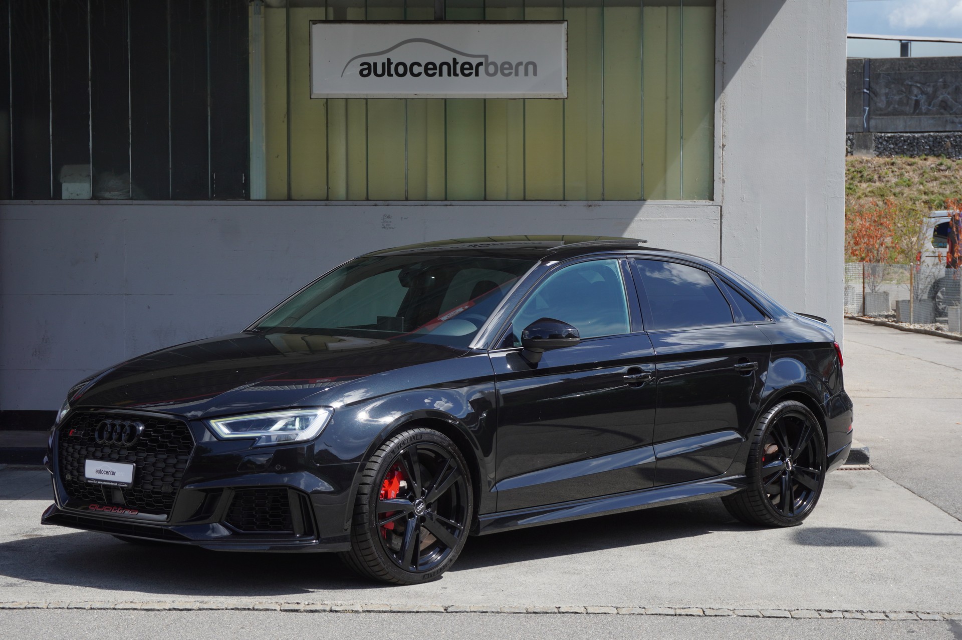 AUDI RS3 Limousine 2.5 TSI quattro S-tronic