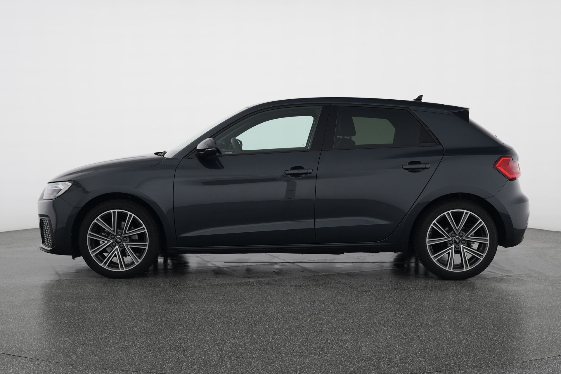 AUDI A1 Sportback 1.0 30 TFSI Attraction S-Tronic-showroom-element-2