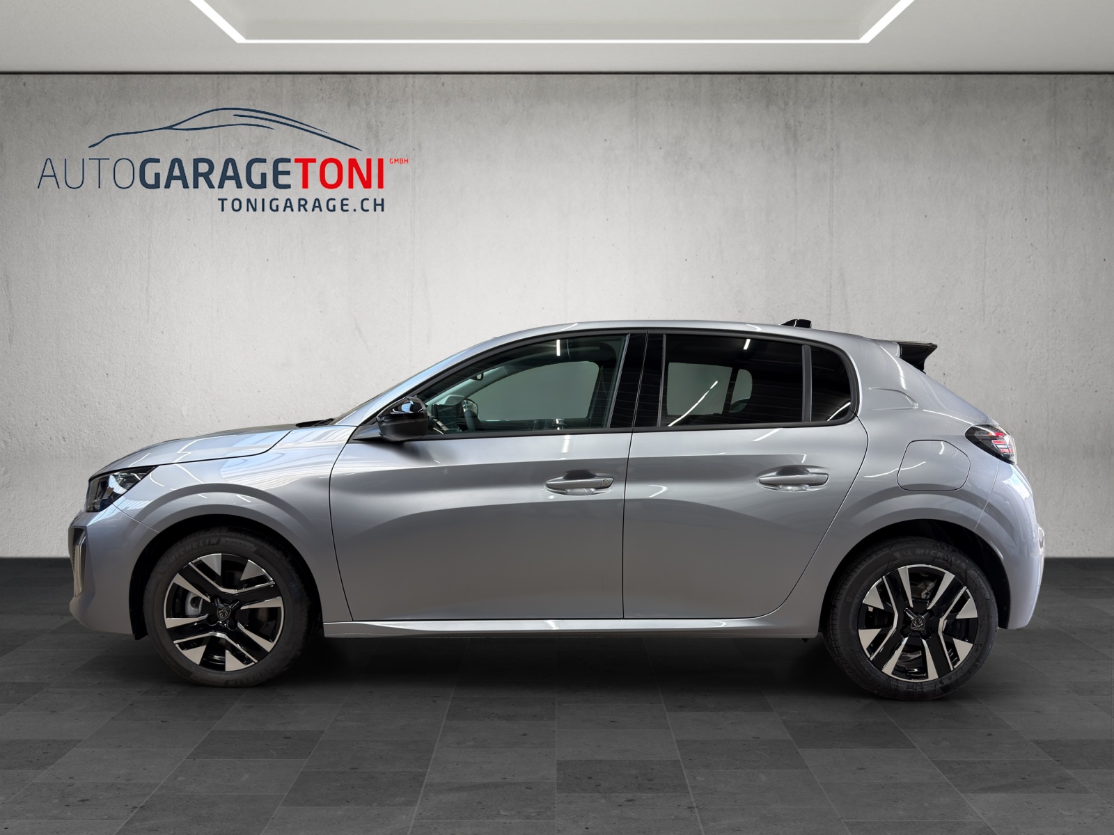 PEUGEOT 208 1.2 MHEV 110 Allure Premium *Werksgarantie bis 01.2030*-image-3