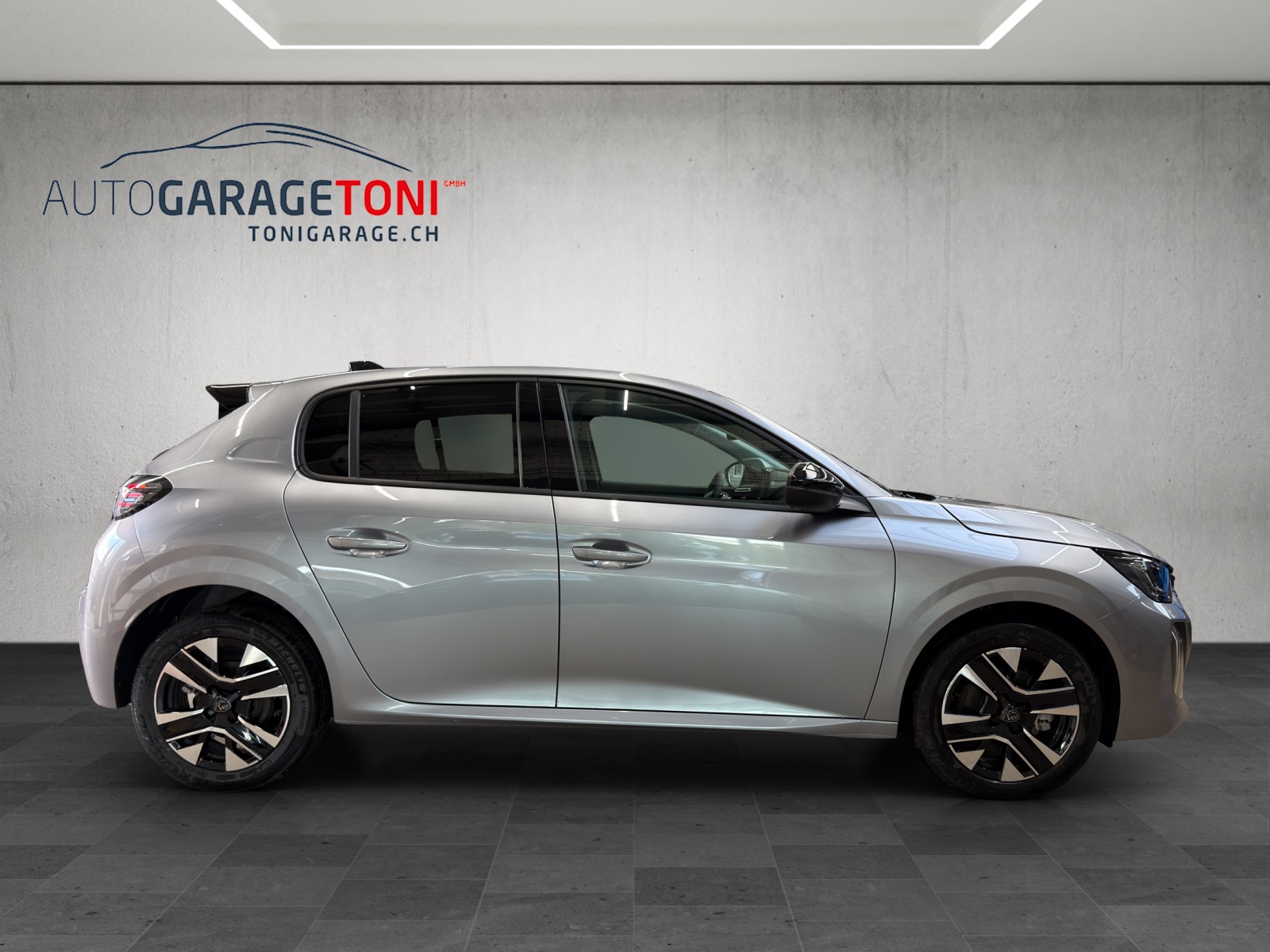 PEUGEOT 208 1.2 MHEV 110 Allure Premium *Werksgarantie bis 01.2030*-image-4
