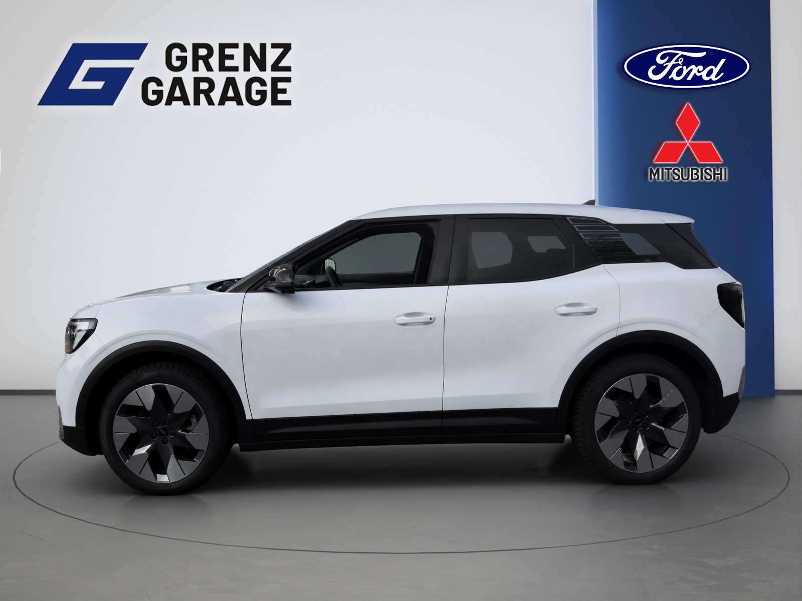 FORD Explorer Extended Range Premium AWD-showroom-element-1