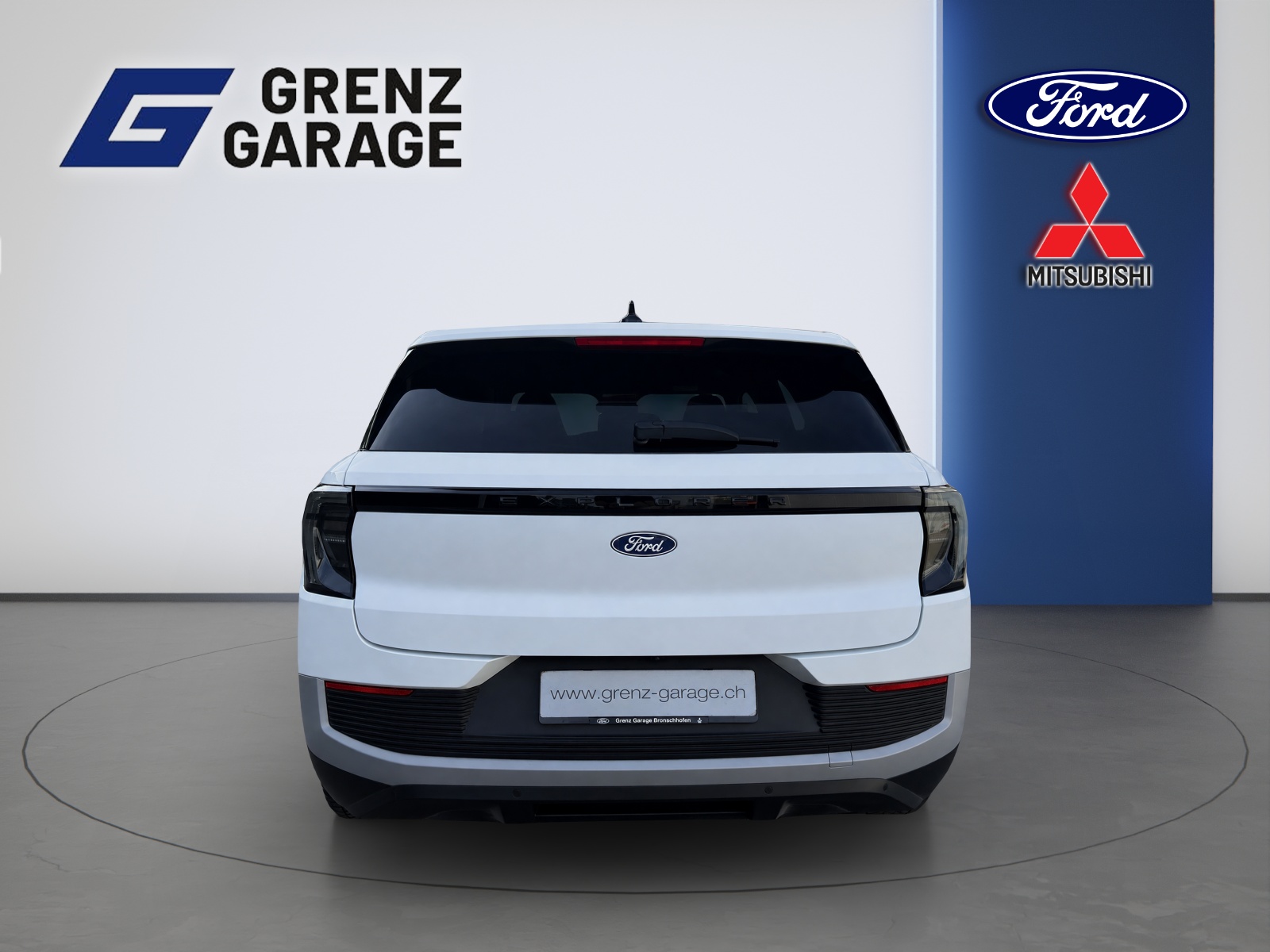 FORD Explorer Extended Range Premium AWD-showroom-element-3