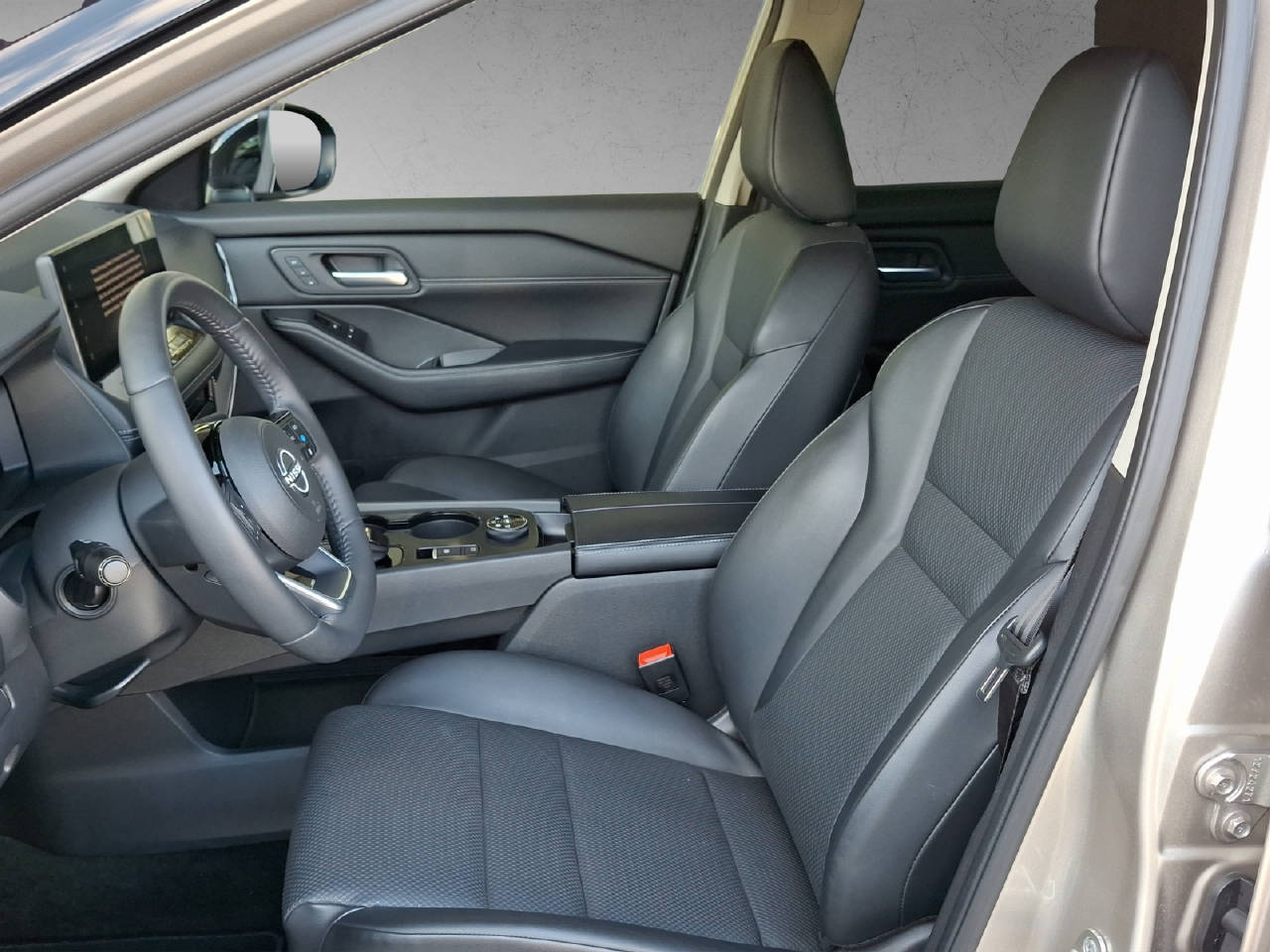NISSAN X-Trail 1.5 VC-T N-Trek e-4orce 7P-image-5